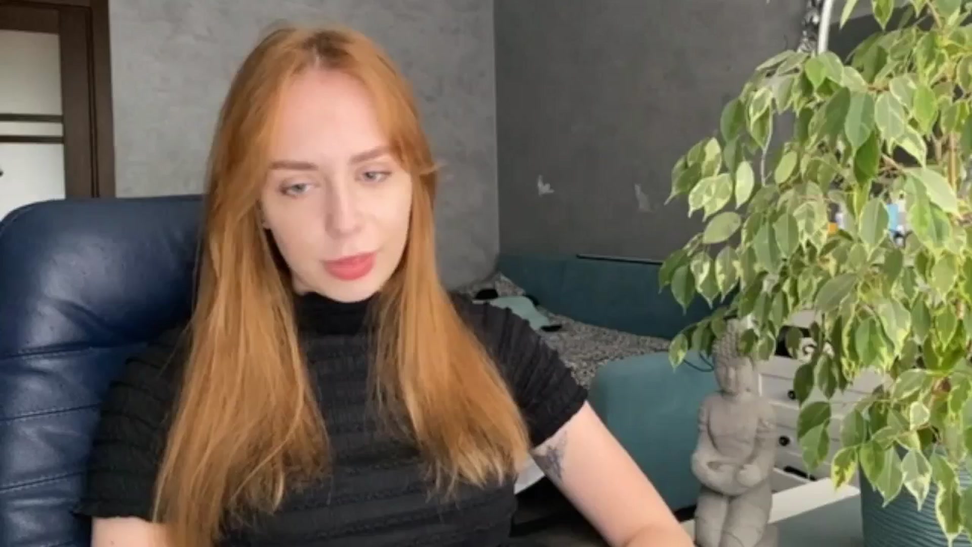 Gallery image thumbnail from LENORE's myfreecams stream on, 04/25/2025, 10:00 image 1 of 20