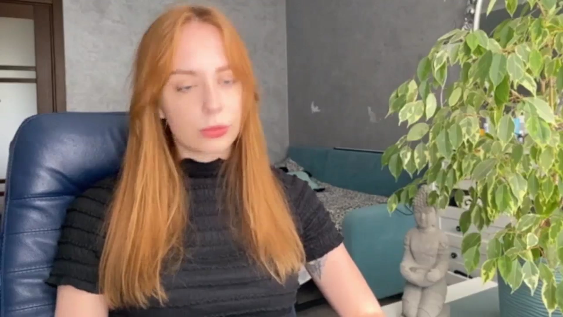 Gallery image thumbnail from LENORE's myfreecams stream on, 04/25/2025, 10:00 image 12 of 20