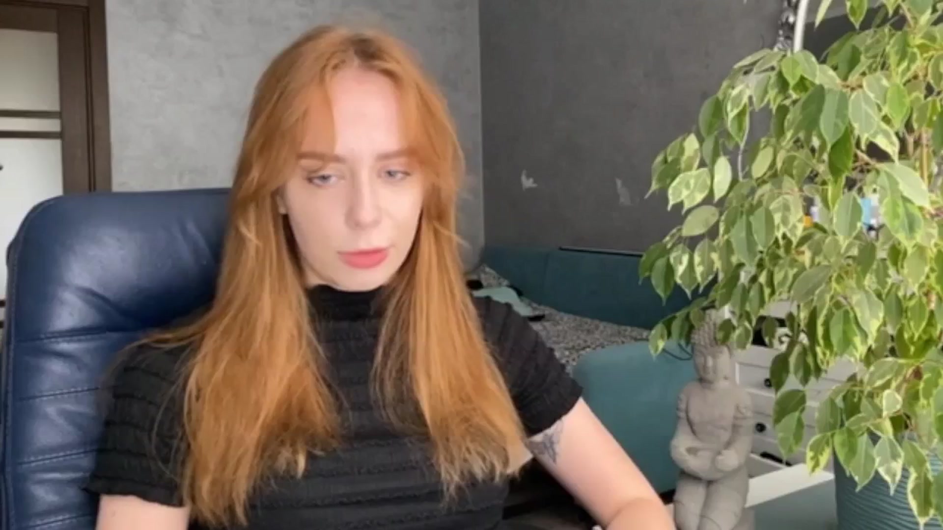 Gallery image thumbnail from LENORE's myfreecams stream on, 04/25/2025, 10:00 image 6 of 20