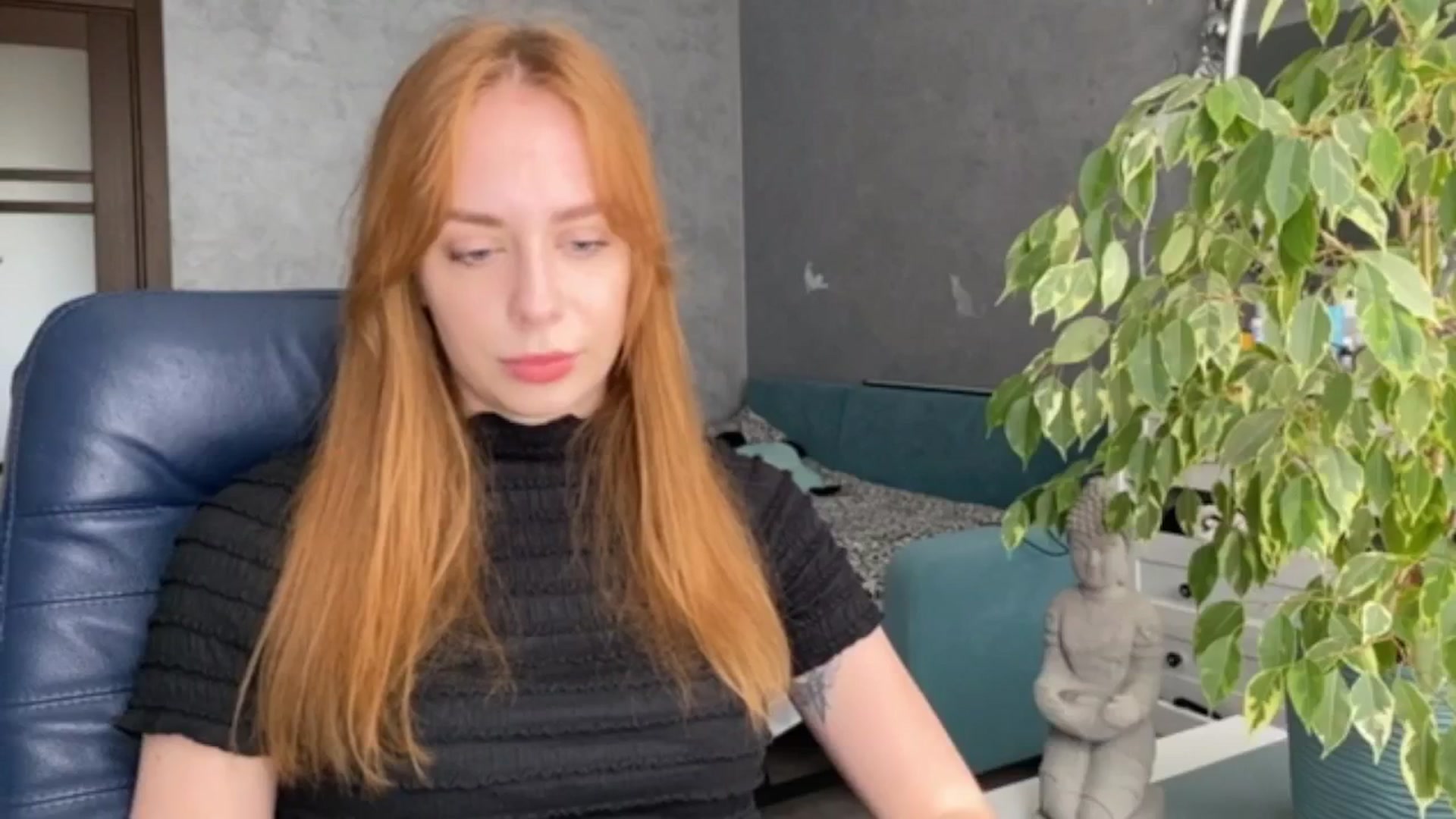 Gallery image thumbnail from LENORE's myfreecams stream on, 04/25/2025, 10:00 image 14 of 20