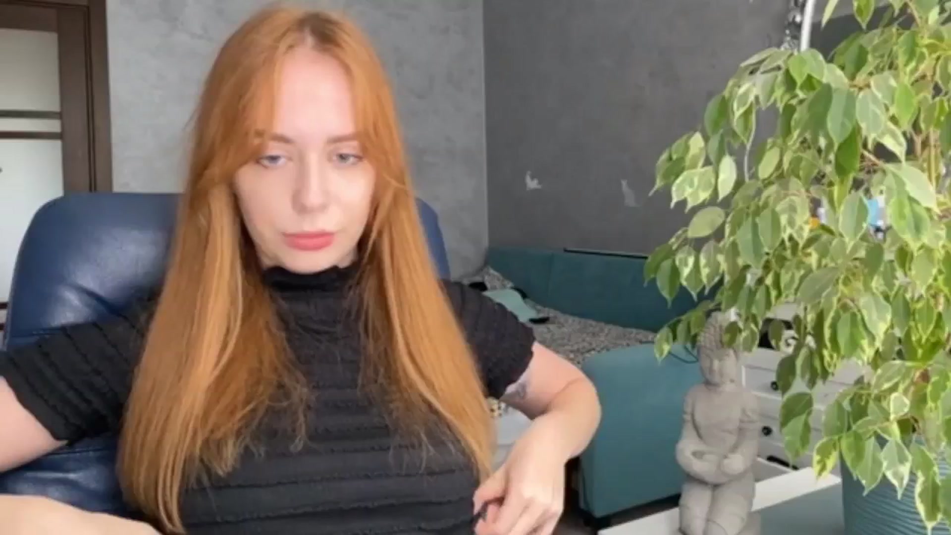 Gallery image thumbnail from LENORE's myfreecams stream on, 04/25/2025, 10:14 image 3 of 20