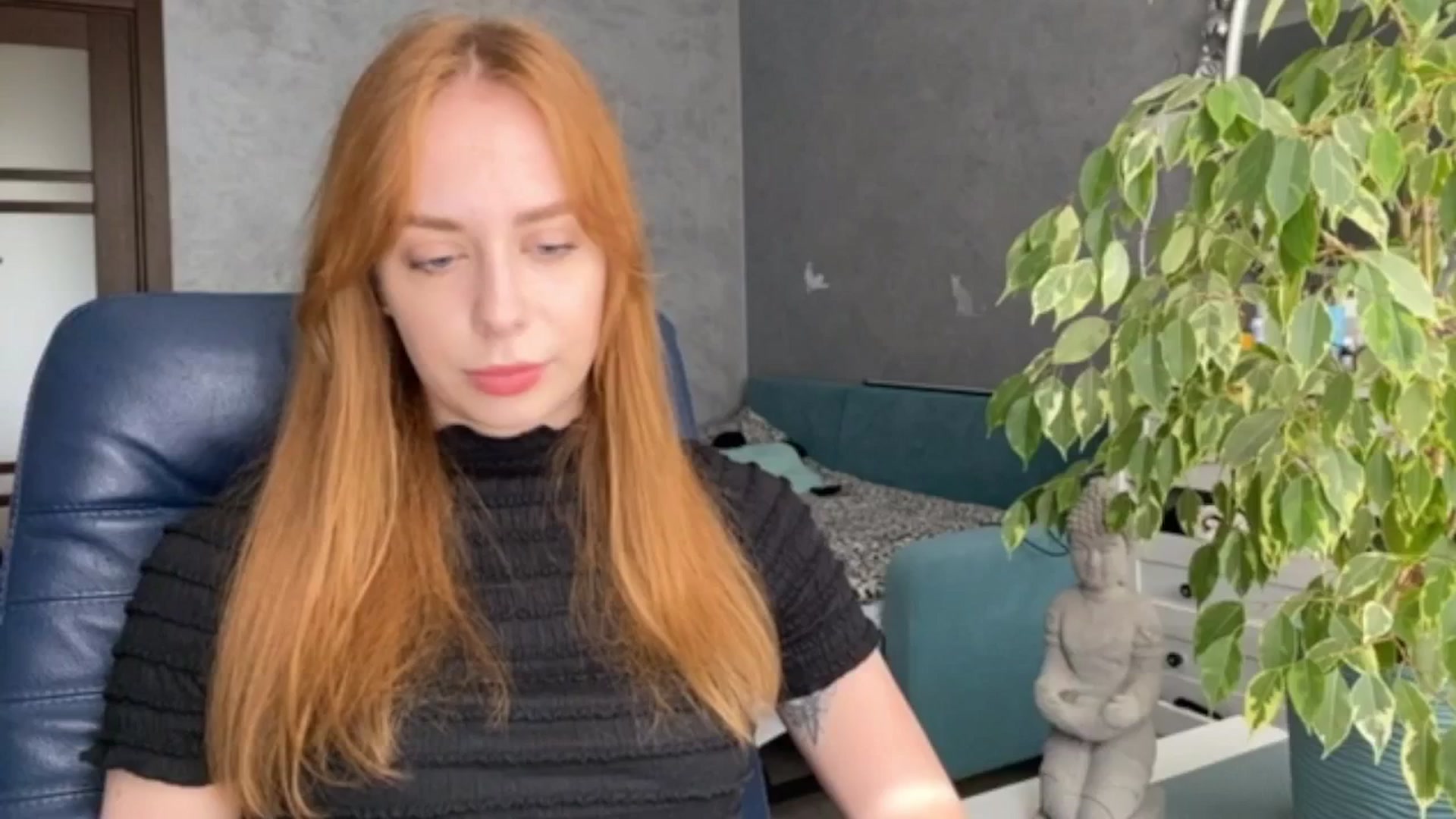 Gallery image thumbnail from LENORE's myfreecams stream on, 04/25/2025, 10:14 image 1 of 20