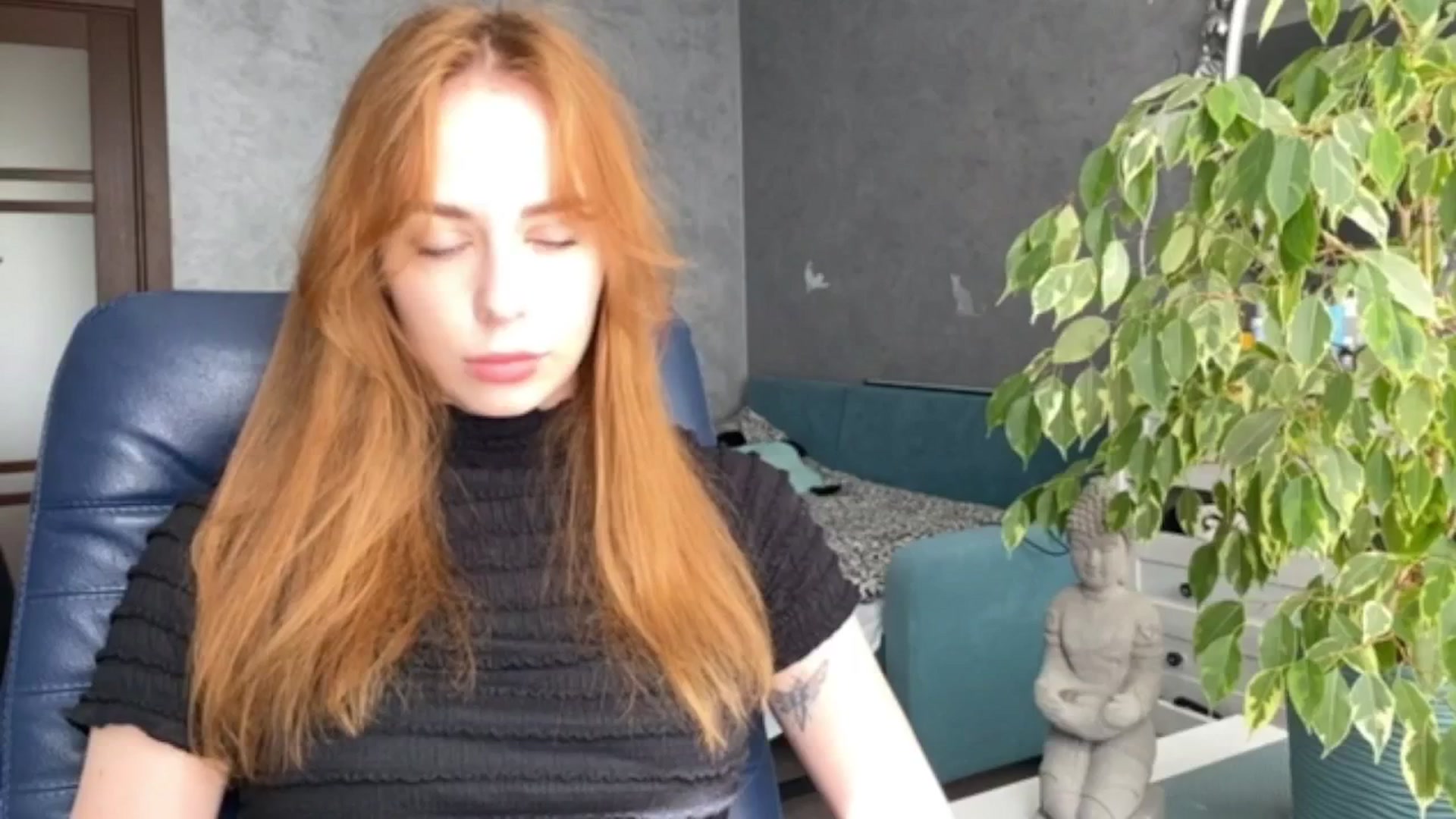 Gallery image thumbnail from LENORE's myfreecams stream on, 04/25/2025, 10:14 image 7 of 20