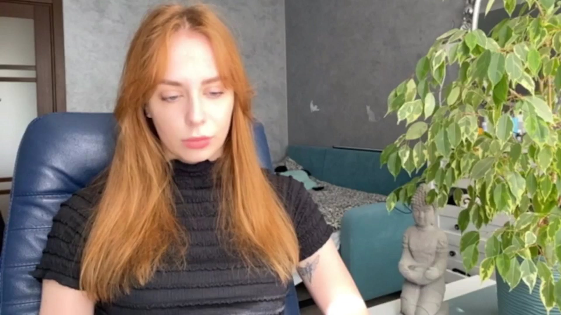 Gallery image thumbnail from LENORE's myfreecams stream on, 04/25/2025, 10:14 image 14 of 20