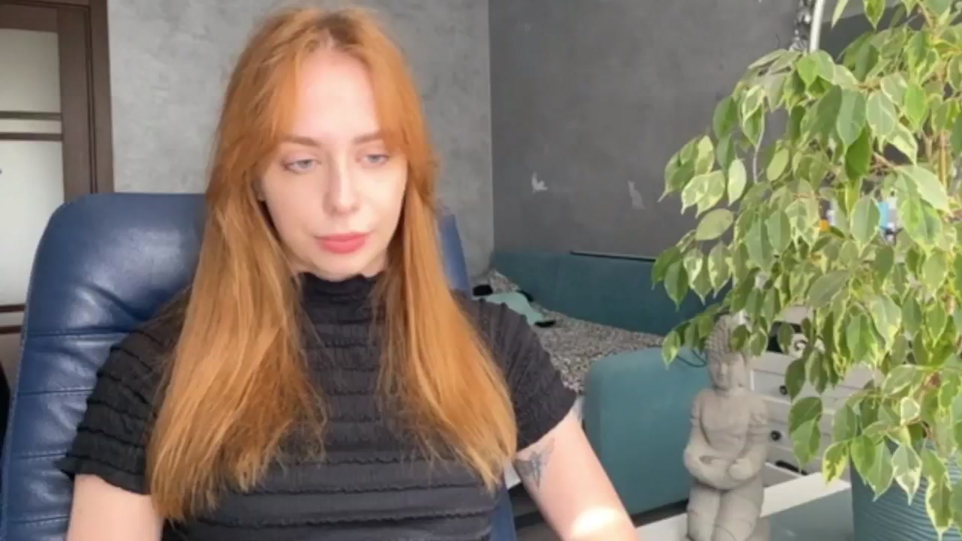 Gallery image thumbnail from LENORE's myfreecams stream on, 04/25/2025, 10:14 image 15 of 20