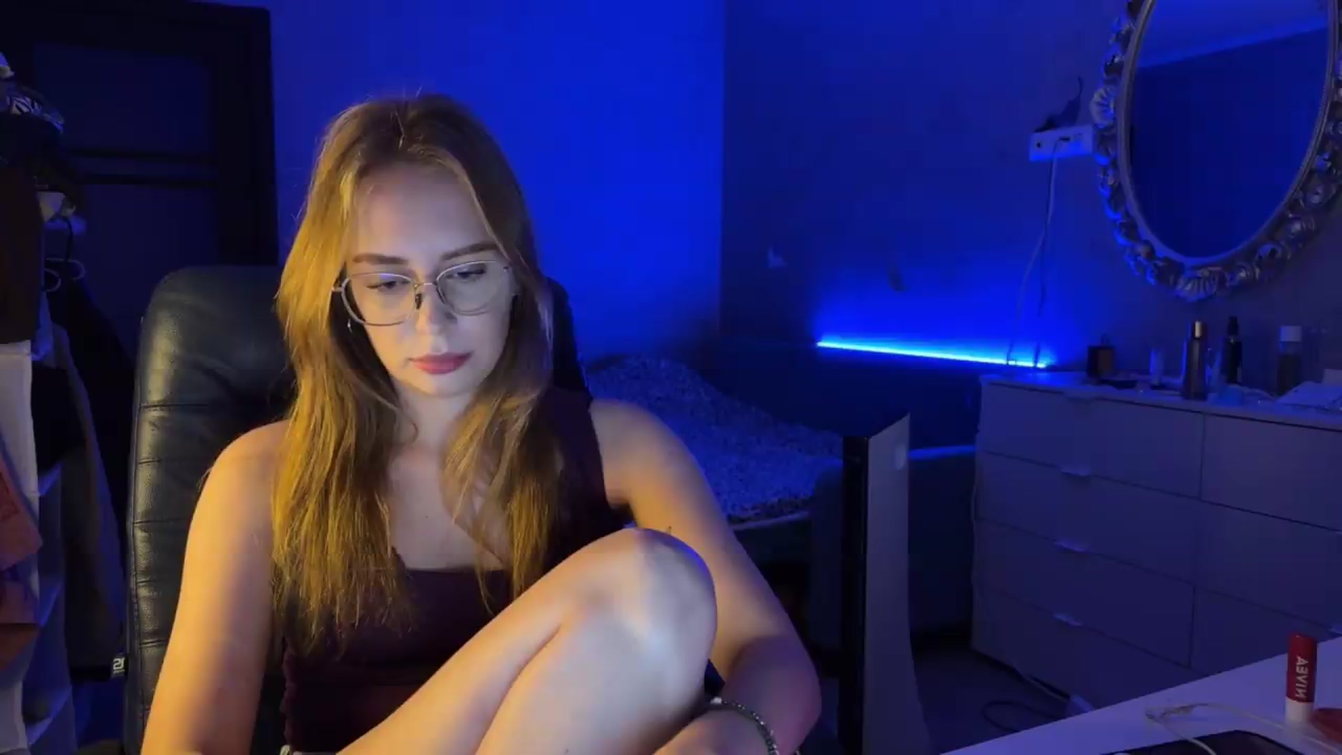 Gallery image thumbnail from LENORE's myfreecams stream on, 07/05/2026, 24:17 image 4 of 20