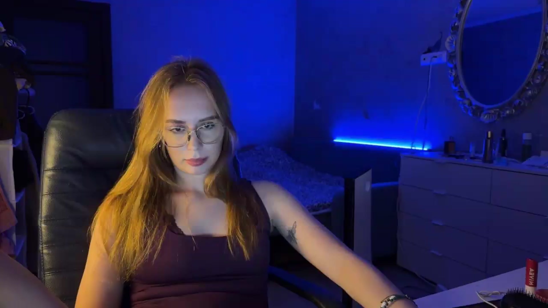 Gallery image thumbnail from LENORE's myfreecams stream on, 07/05/2026, 24:17 image 20 of 20