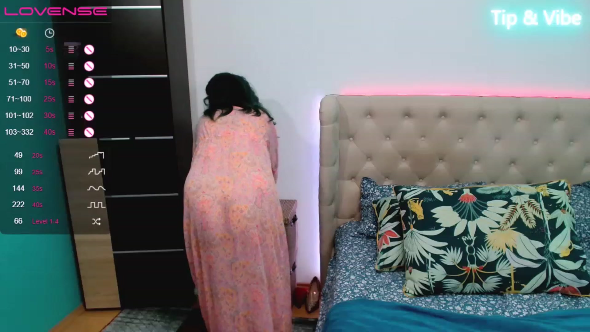 Gallery image thumbnail from LEXY_SUN's myfreecams stream on, 11/17/2022, 10:00 image 17 of 20