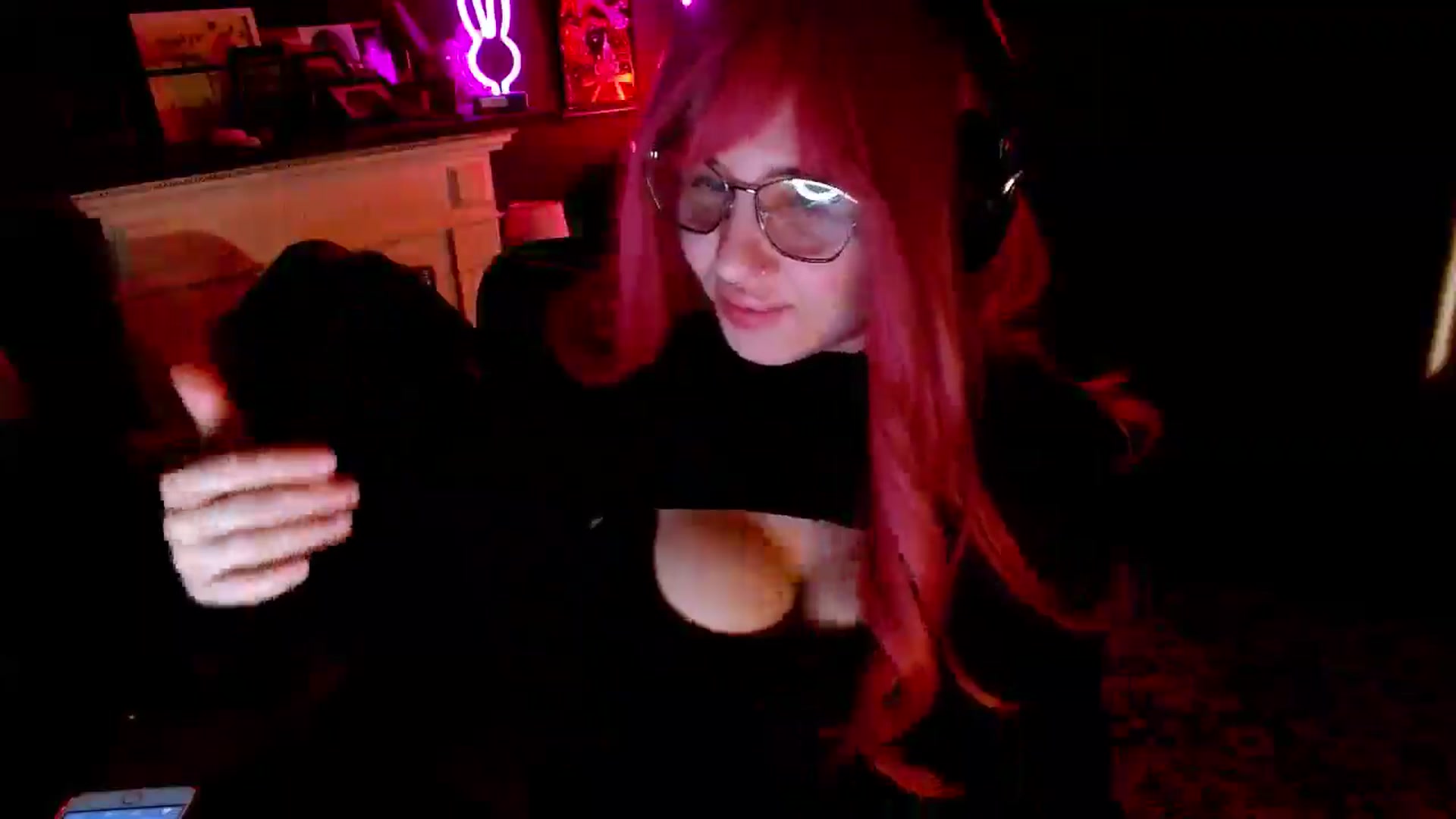 Gallery image thumbnail from LILLOU's myfreecams stream on, 07/05/2025, 19:05 image 10 of 20