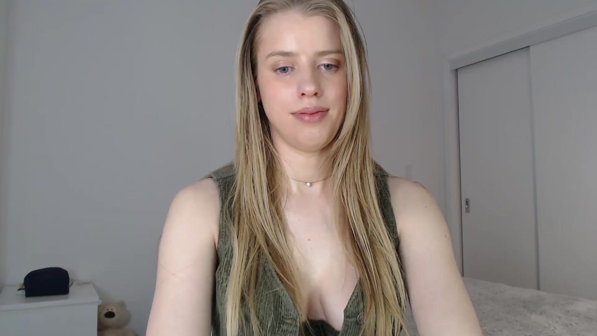 Gallery image thumbnail from LIONESS_1's myfreecams stream on, 02/21/2026, 21:06 image 15 of 20