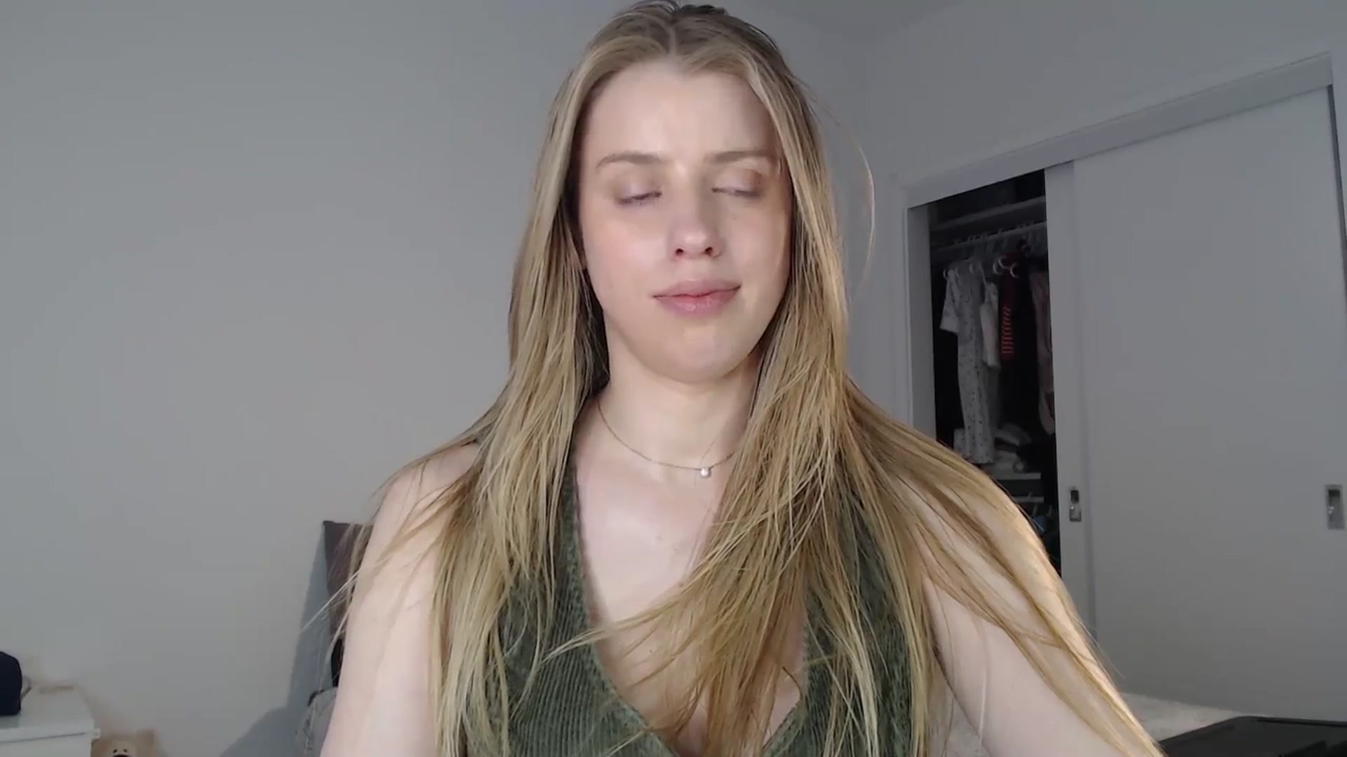 Gallery image thumbnail from LIONESS_1's myfreecams stream on, 02/21/2026, 23:37 image 18 of 20