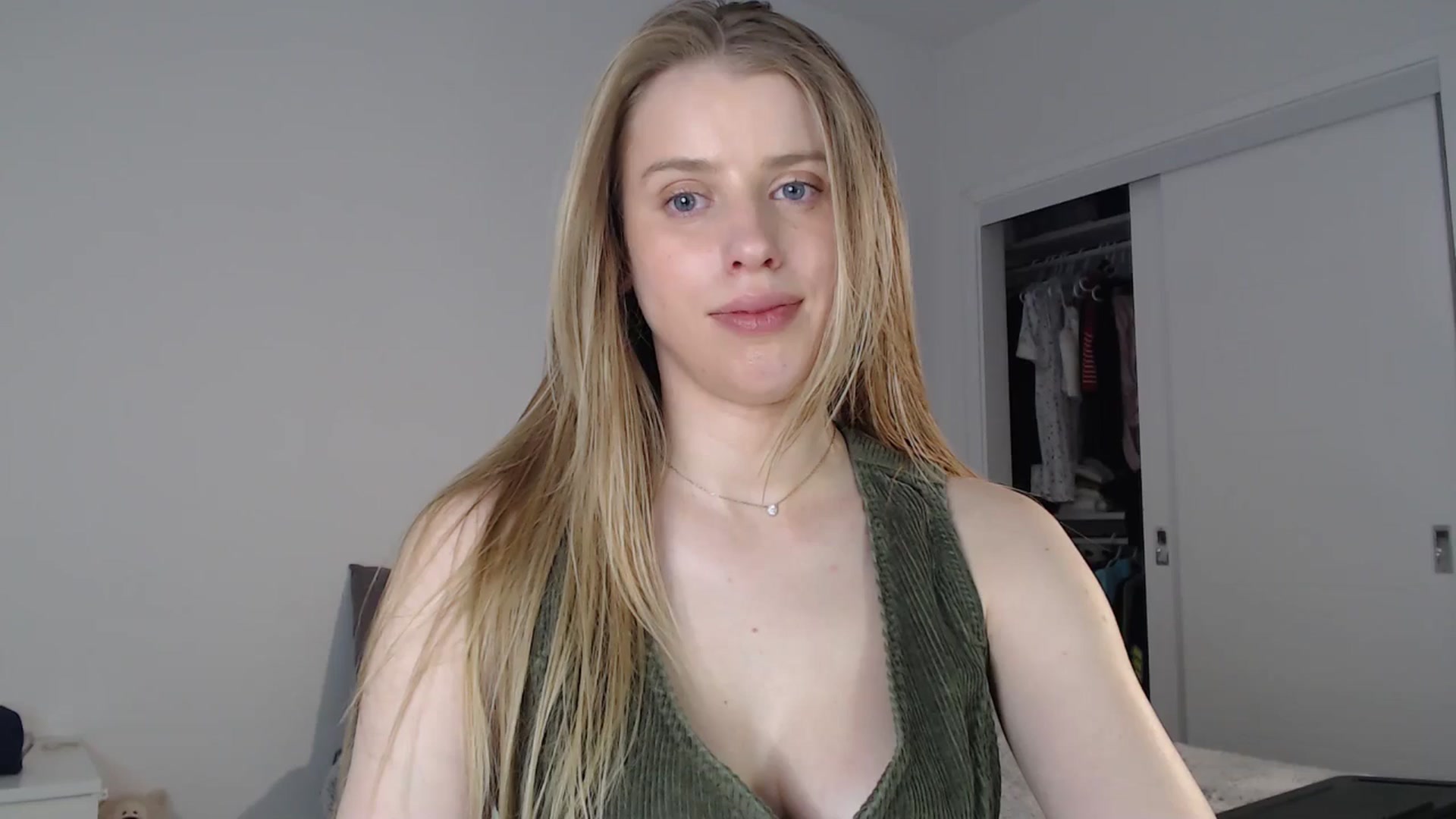 Gallery image thumbnail from LIONESS_1's myfreecams stream on, 02/21/2026, 23:37 image 16 of 20
