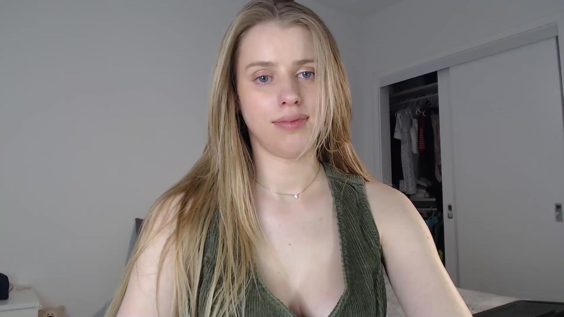 Gallery image thumbnail from LIONESS_1's myfreecams stream on, 02/21/2026, 23:37 image 12 of 20