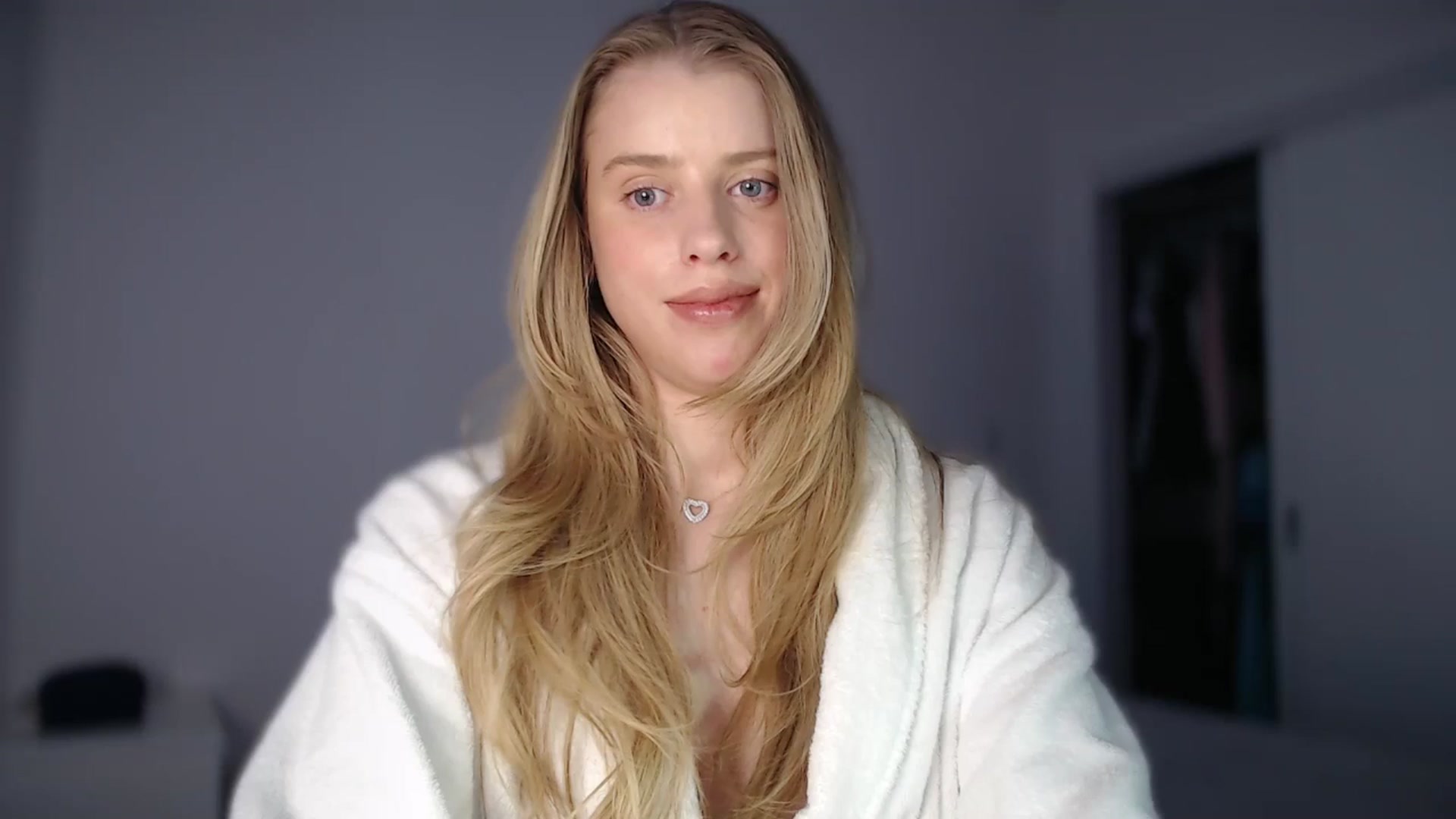 Gallery image thumbnail from LIONESS_1's myfreecams stream on, 03/01/2026, 19:42 image 16 of 20