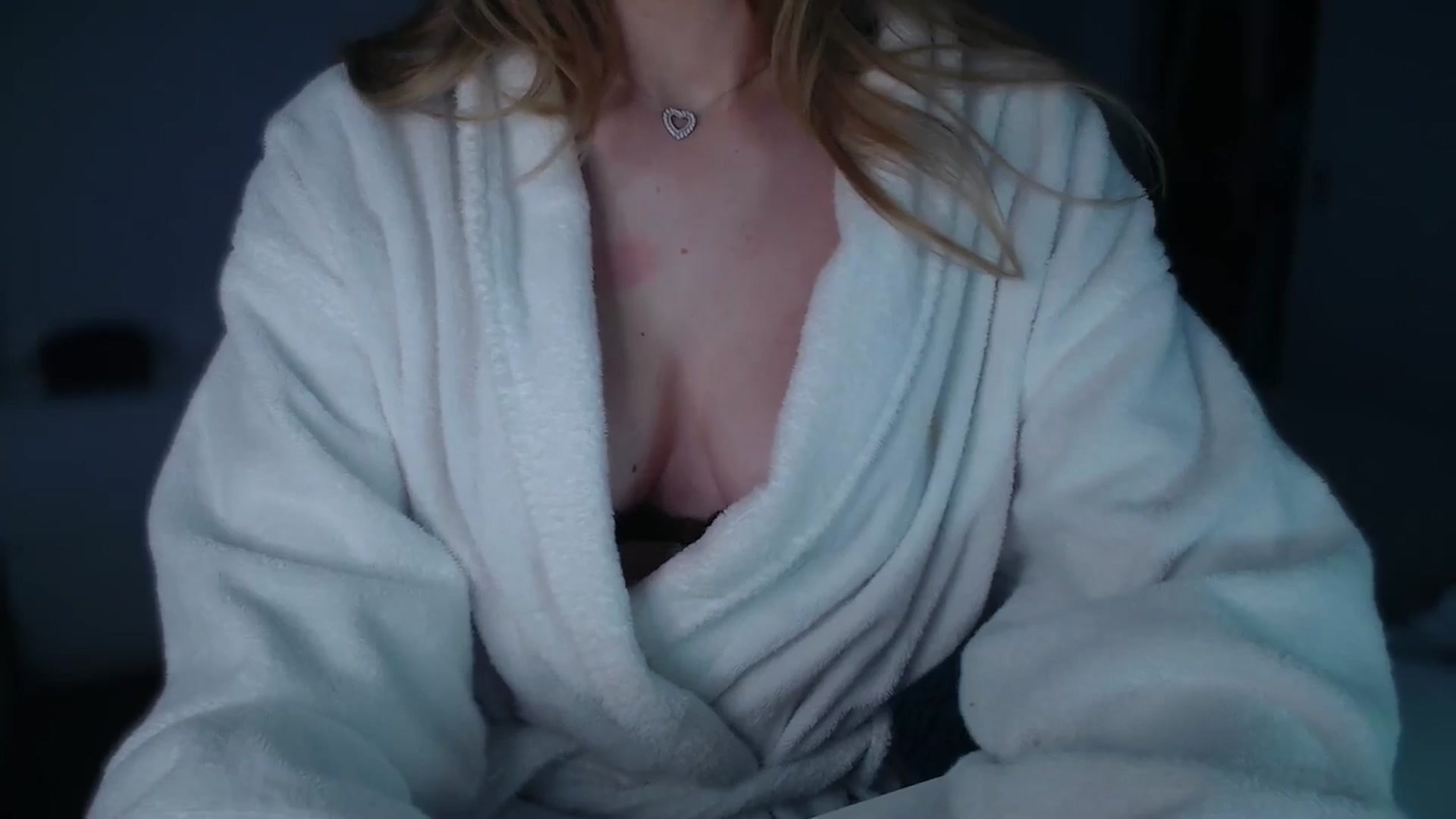 Gallery image thumbnail from LIONESS_1's myfreecams stream on, 03/01/2026, 19:42 image 10 of 20