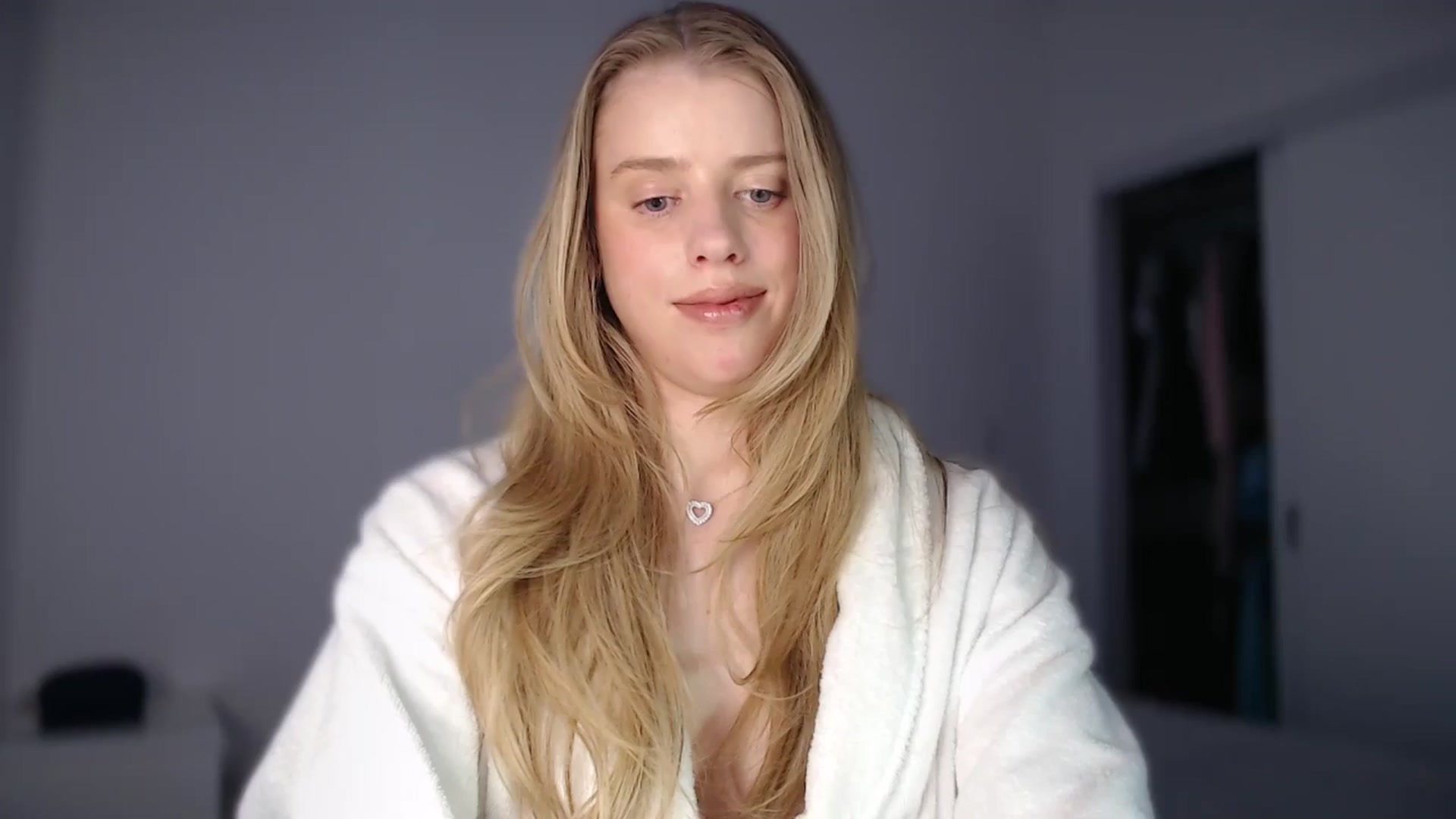 Gallery image thumbnail from LIONESS_1's myfreecams stream on, 03/01/2026, 19:42 image 19 of 20