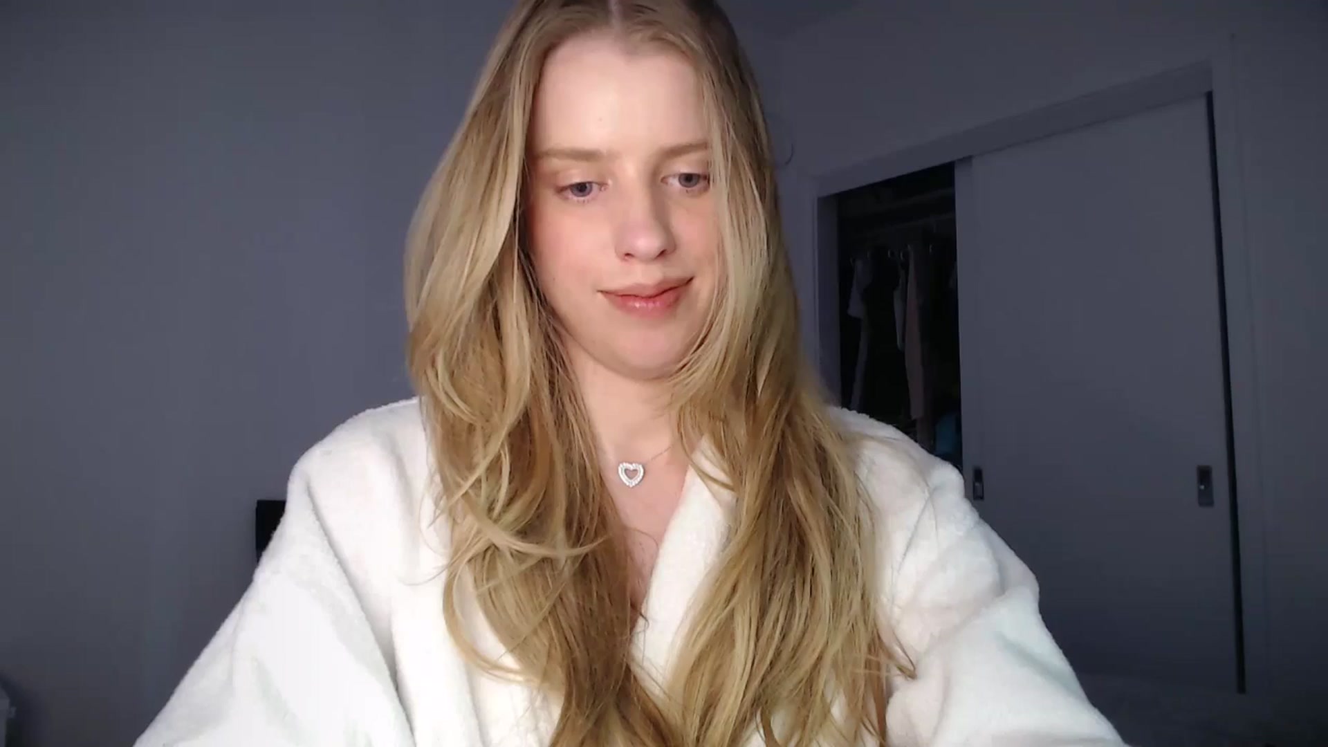 Gallery image thumbnail from LIONESS_1's myfreecams stream on, 03/01/2026, 21:11 image 17 of 20