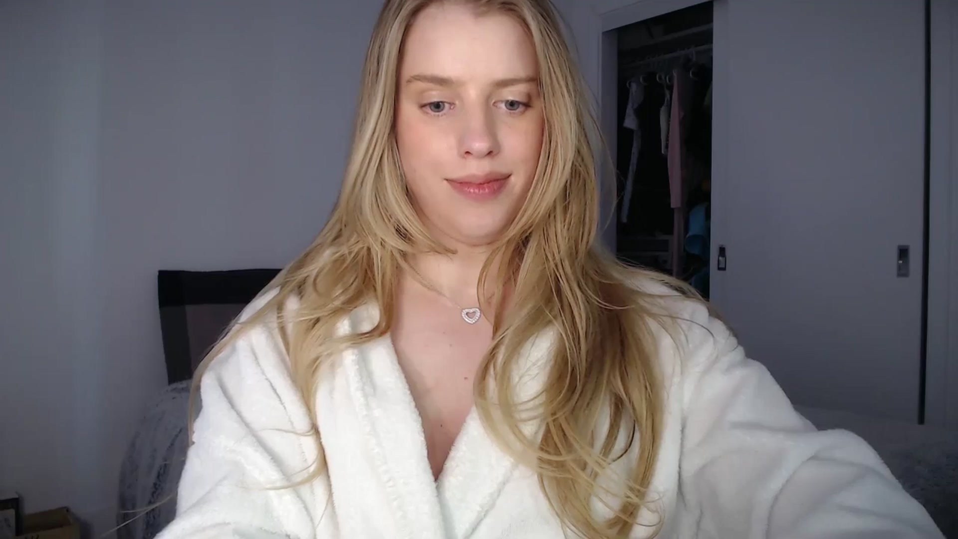 Gallery image thumbnail from LIONESS_1's myfreecams stream on, 03/01/2026, 22:32 image 6 of 20