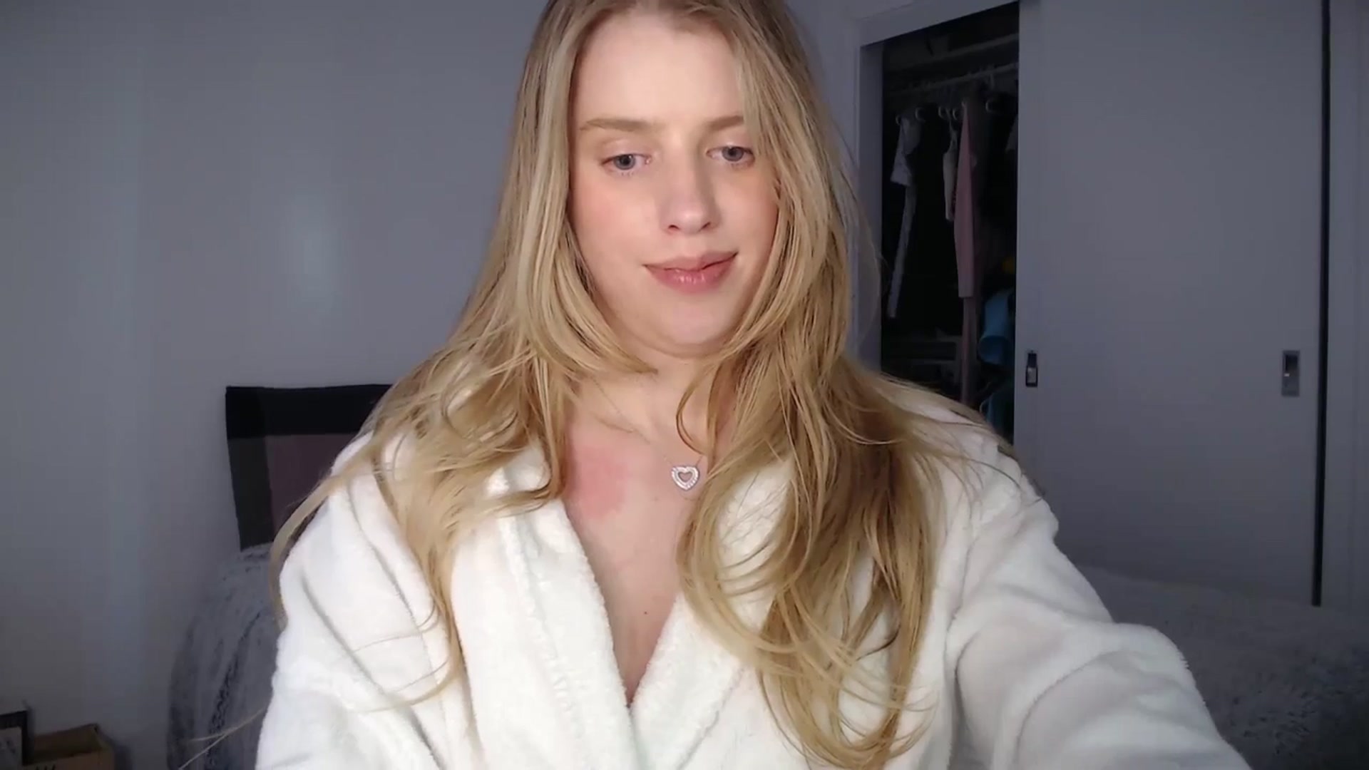Gallery image thumbnail from LIONESS_1's myfreecams stream on, 03/01/2026, 22:32 image 14 of 20