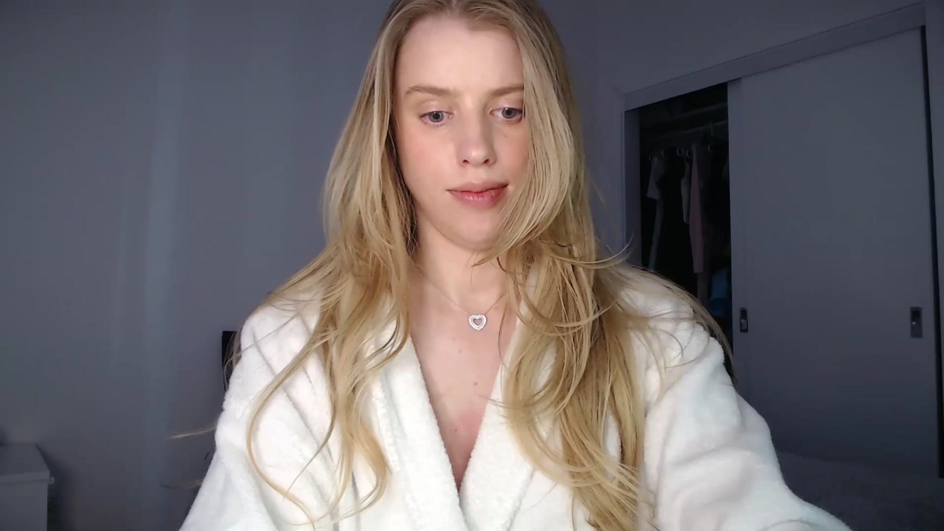 Gallery image thumbnail from LIONESS_1's myfreecams stream on, 03/01/2026, 22:32 image 1 of 20
