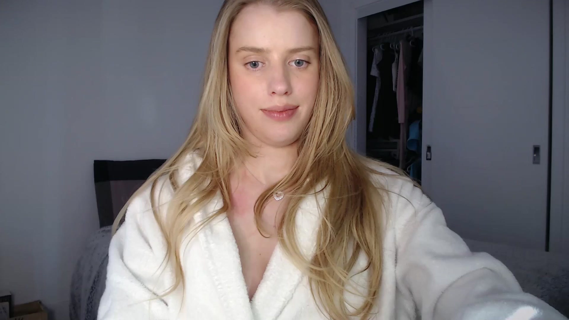 Gallery image thumbnail from LIONESS_1's myfreecams stream on, 03/01/2026, 22:32 image 19 of 20