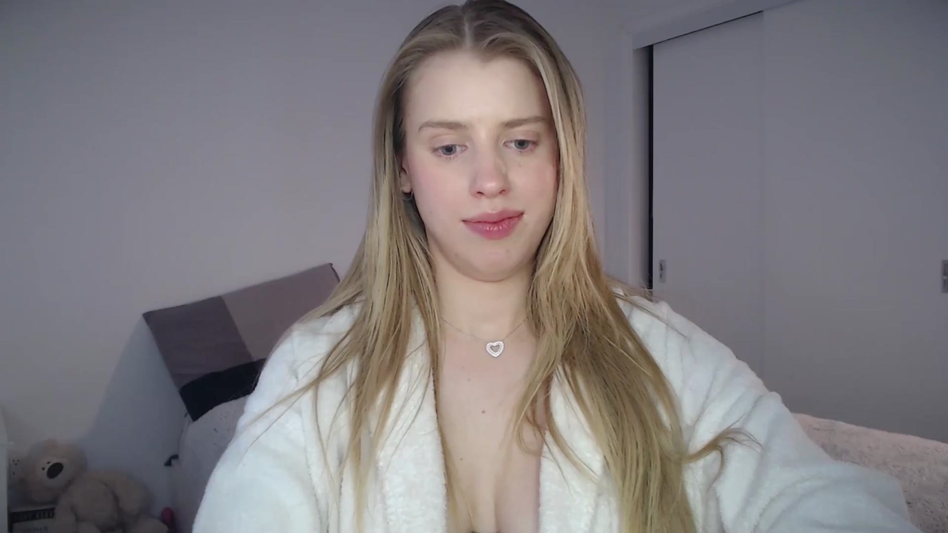 Gallery image thumbnail from LIONESS_1's myfreecams stream on, 03/14/2026, 21:53 image 18 of 20