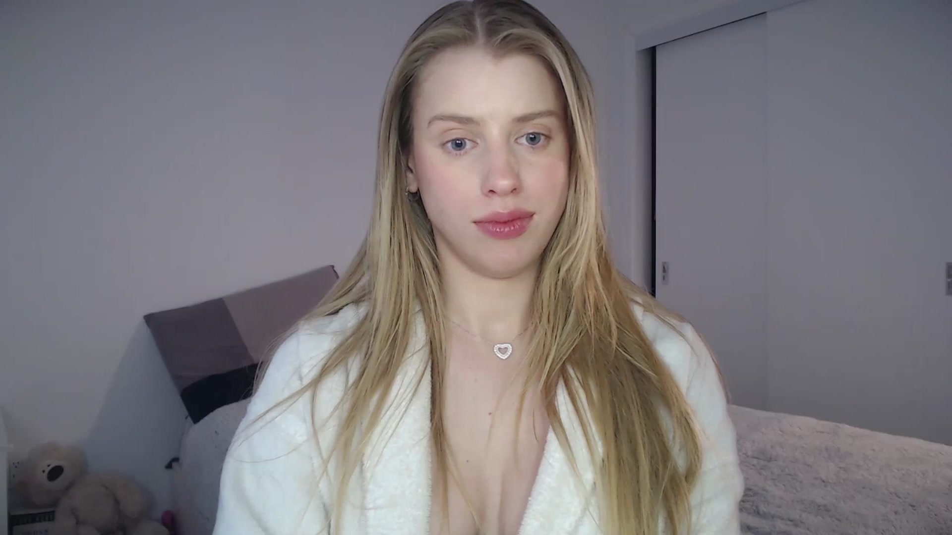 Gallery image thumbnail from LIONESS_1's myfreecams stream on, 03/14/2026, 21:53 image 15 of 20