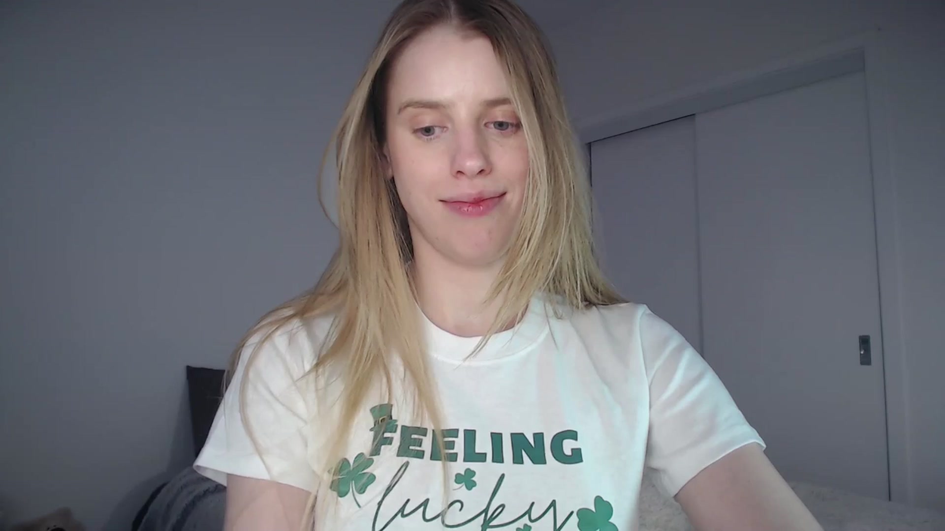 Gallery image thumbnail from LIONESS_1's myfreecams stream on, 03/16/2026, 23:30 image 14 of 20