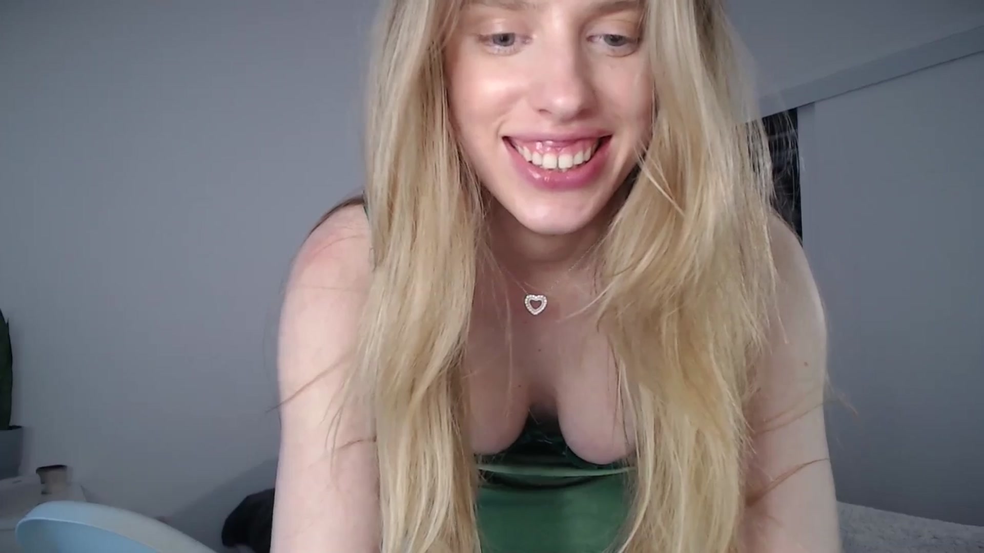 Gallery image thumbnail from LIONESS_1's myfreecams stream on, 03/19/2026, 22:09 image 2 of 20