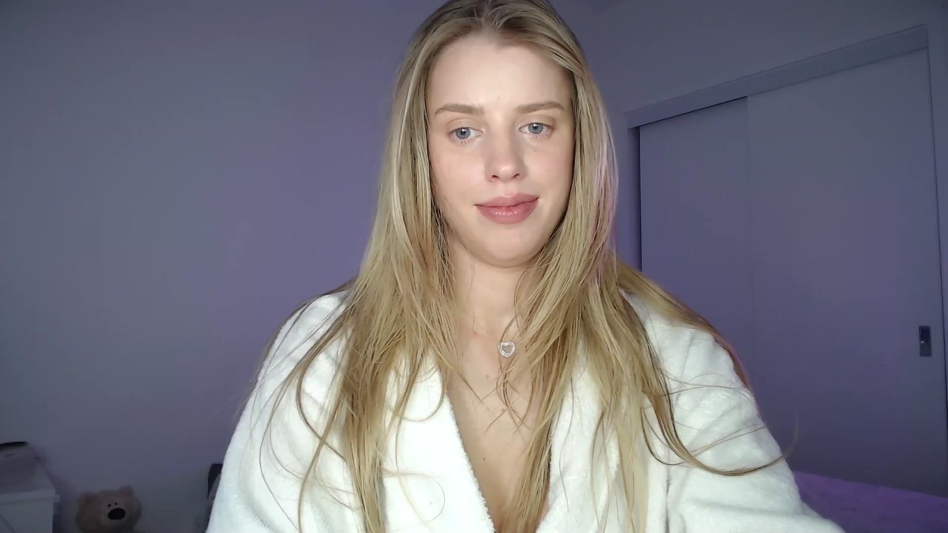 Gallery image thumbnail from LIONESS_1's myfreecams stream on, 03/28/2026, 19:59 image 7 of 20