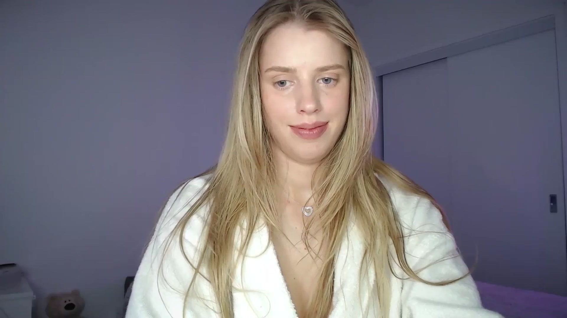 Gallery image thumbnail from LIONESS_1's myfreecams stream on, 03/28/2026, 19:59 image 8 of 20