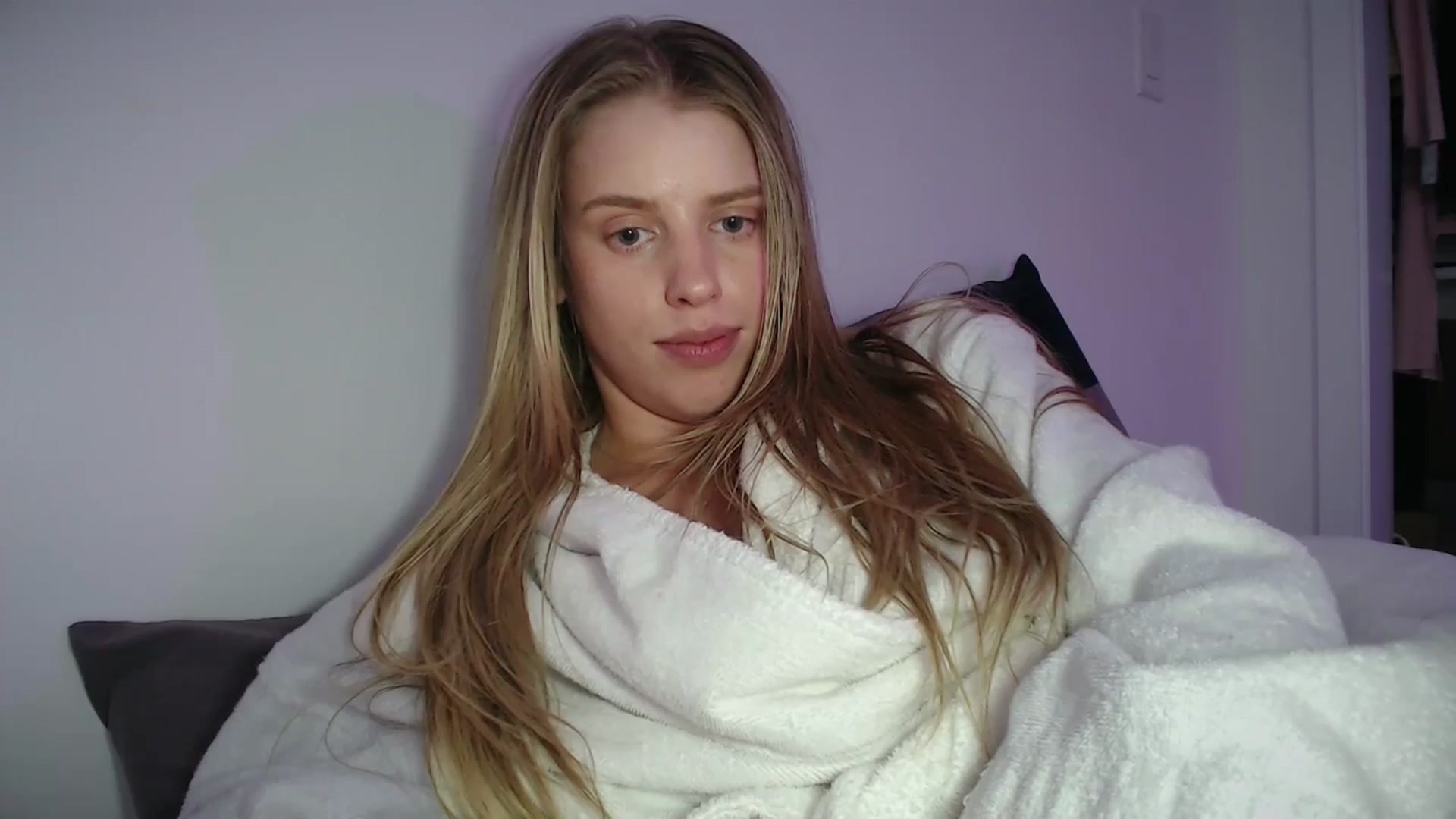 Gallery image thumbnail from LIONESS_1's myfreecams stream on, 03/28/2026, 22:33 image 6 of 20