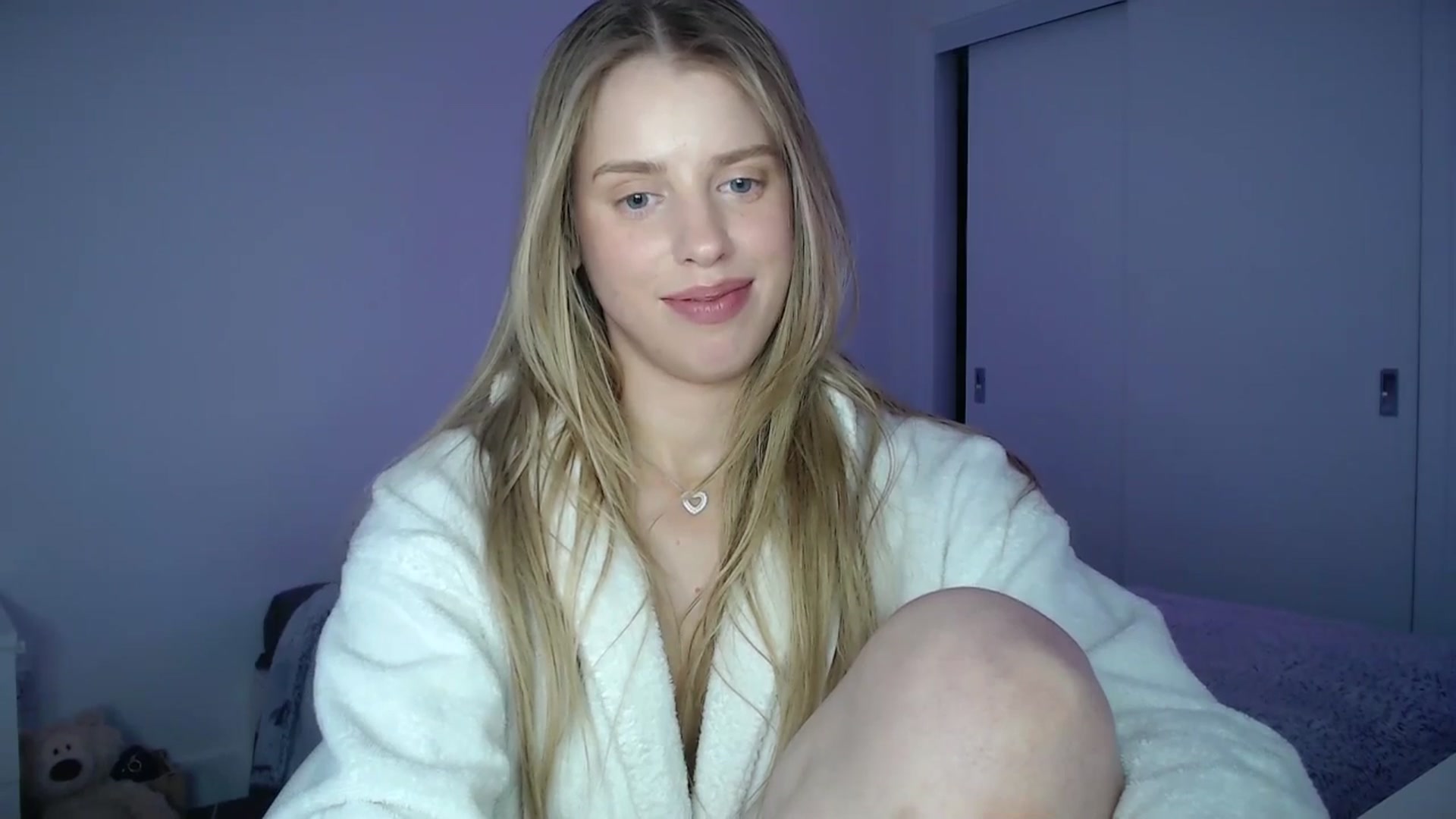 Gallery image thumbnail from LIONESS_1's myfreecams stream on, 03/29/2026, 21:54 image 2 of 20