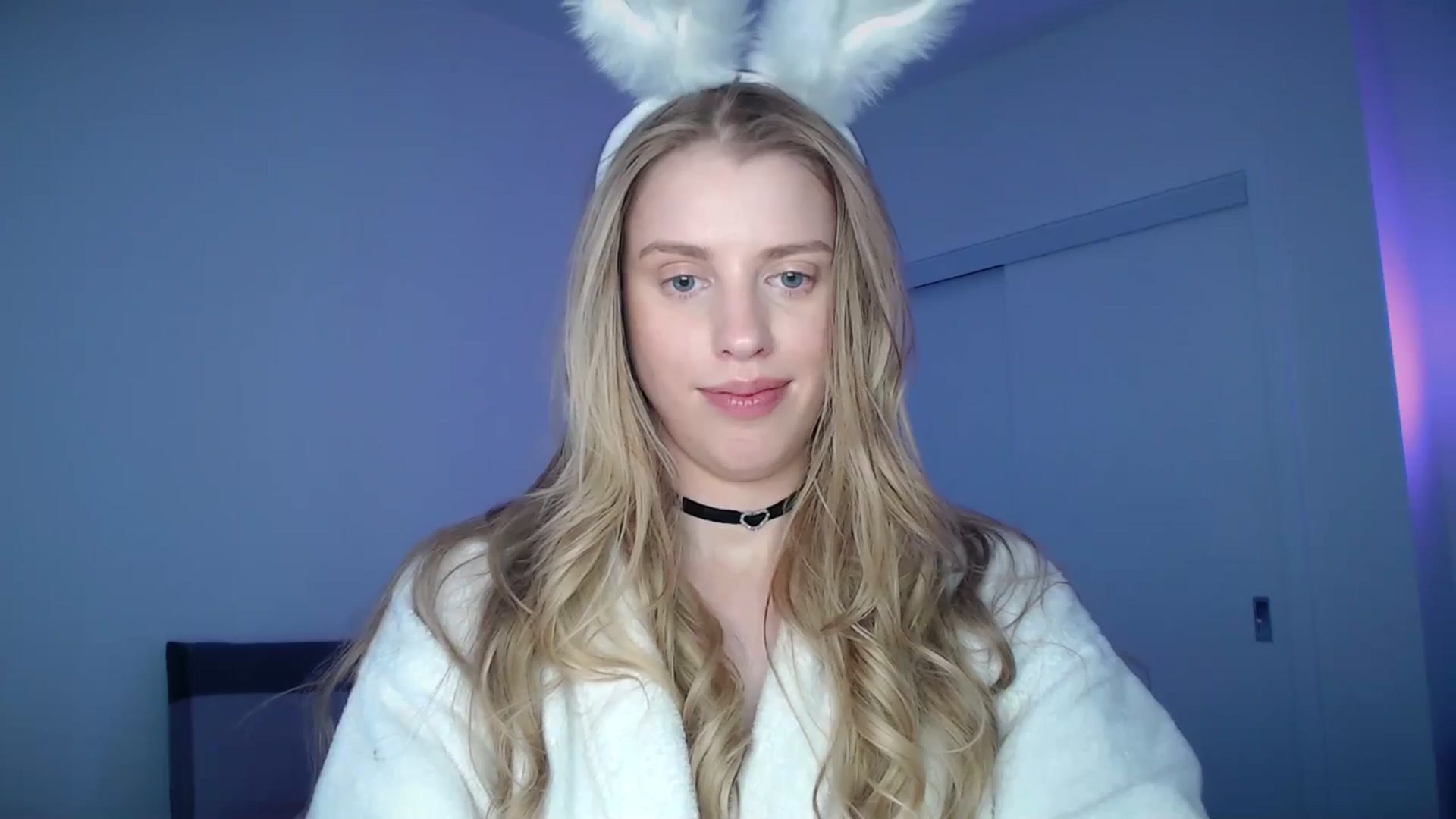 Gallery image thumbnail from LIONESS_1's myfreecams stream on, 04/03/2026, 20:10 image 13 of 20