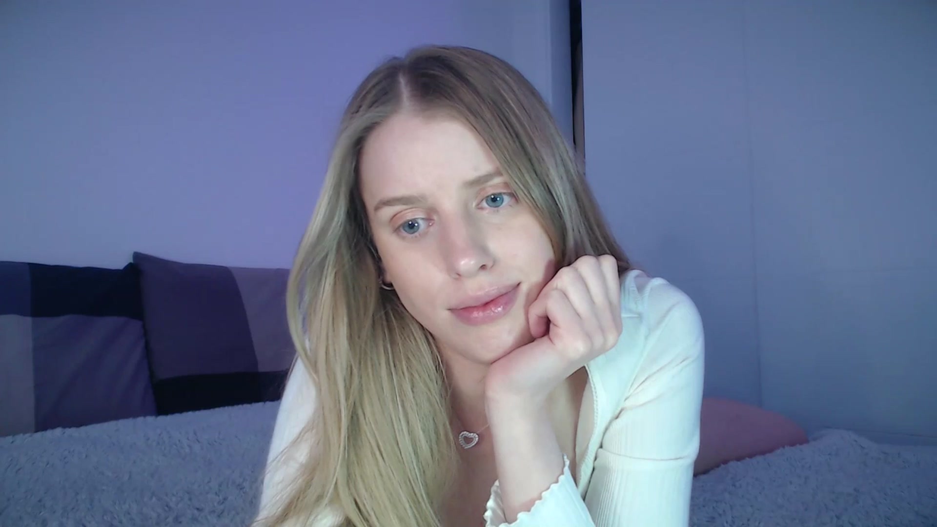 Gallery image thumbnail from LIONESS_1's myfreecams stream on, 04/04/2026, 19:40 image 18 of 20