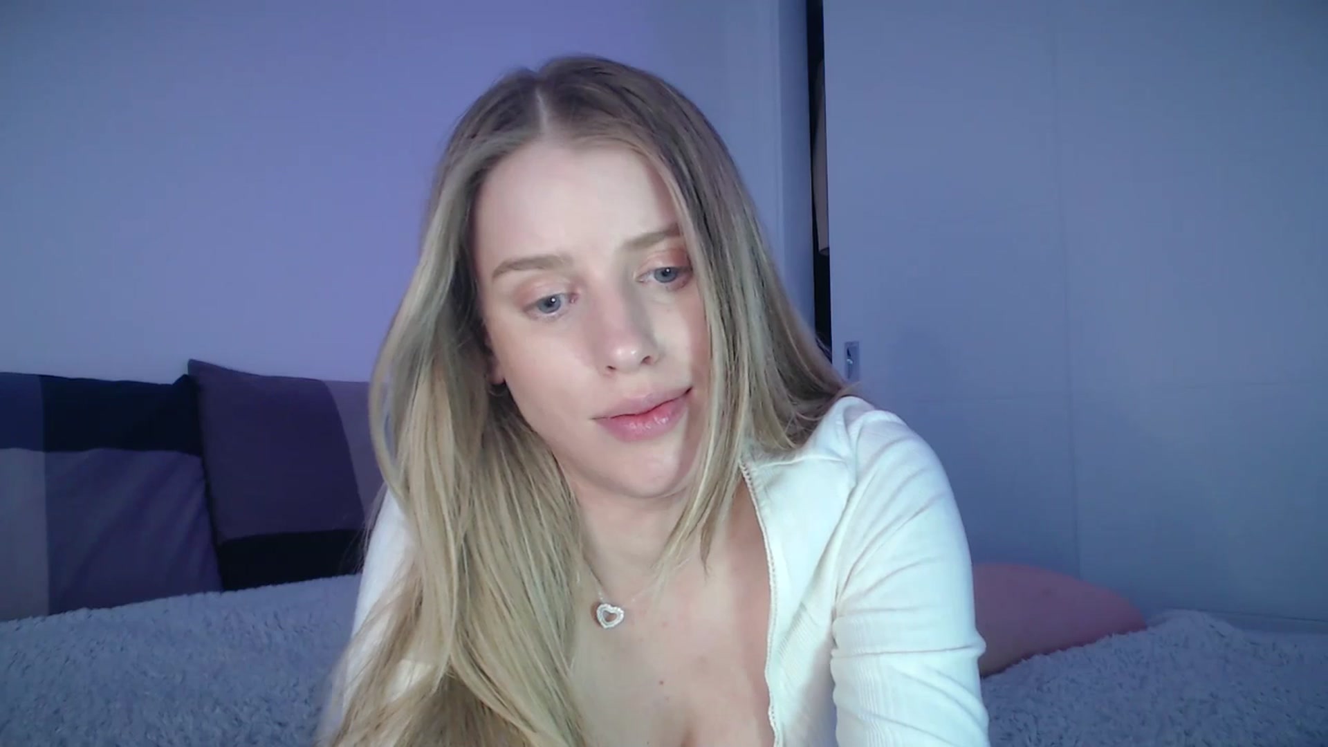 Gallery image thumbnail from LIONESS_1's myfreecams stream on, 04/04/2026, 19:40 image 13 of 20