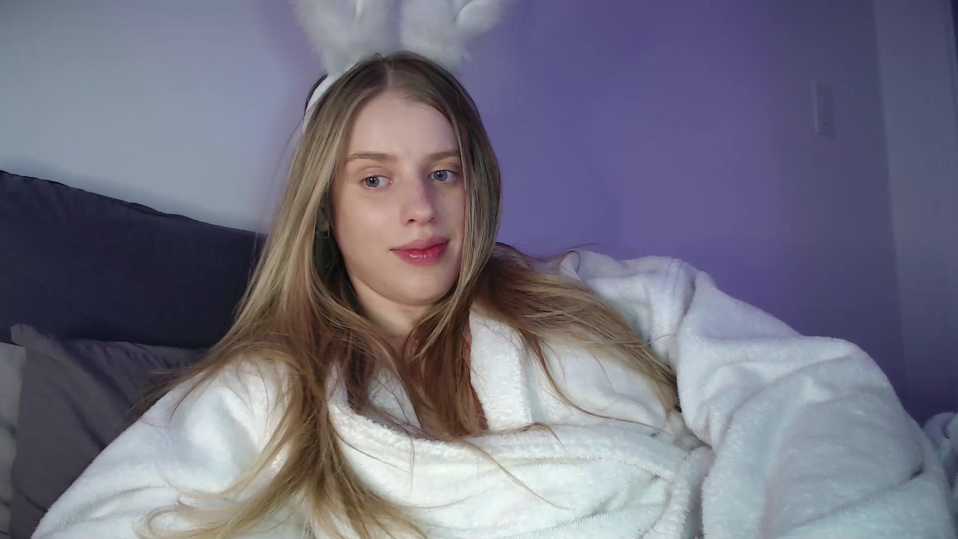 Gallery image thumbnail from LIONESS_1's myfreecams stream on, 04/05/2026, 21:03 image 5 of 20