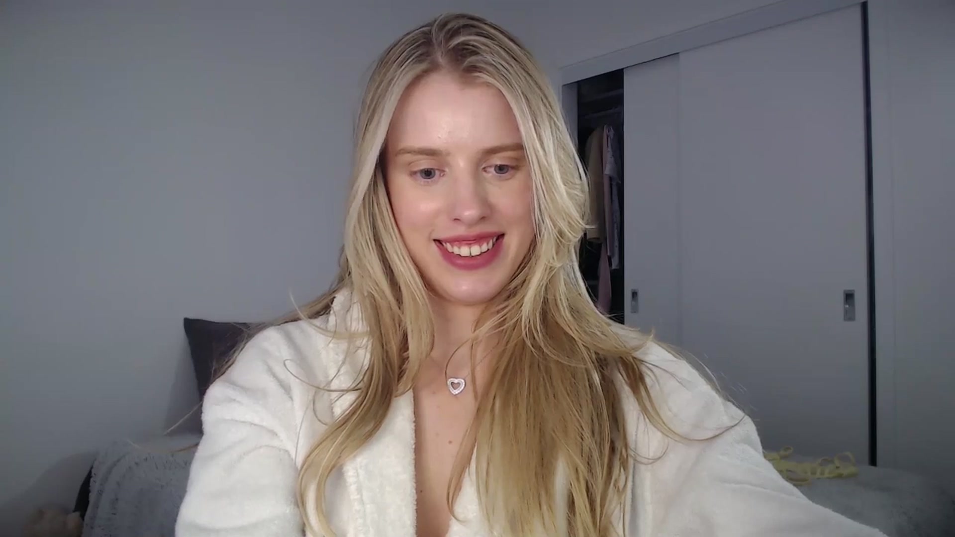 Gallery image thumbnail from LIONESS_1's myfreecams stream on, 04/12/2026, 24:06 image 4 of 20