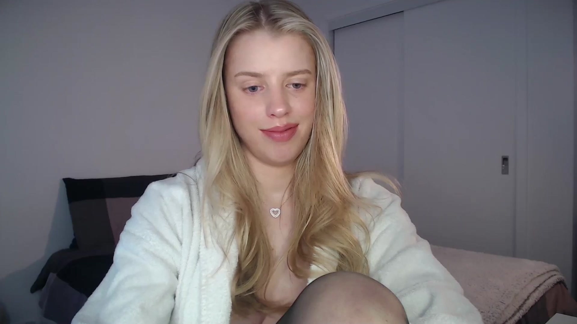Gallery image thumbnail from LIONESS_1's myfreecams stream on, 04/18/2026, 18:24 image 2 of 20
