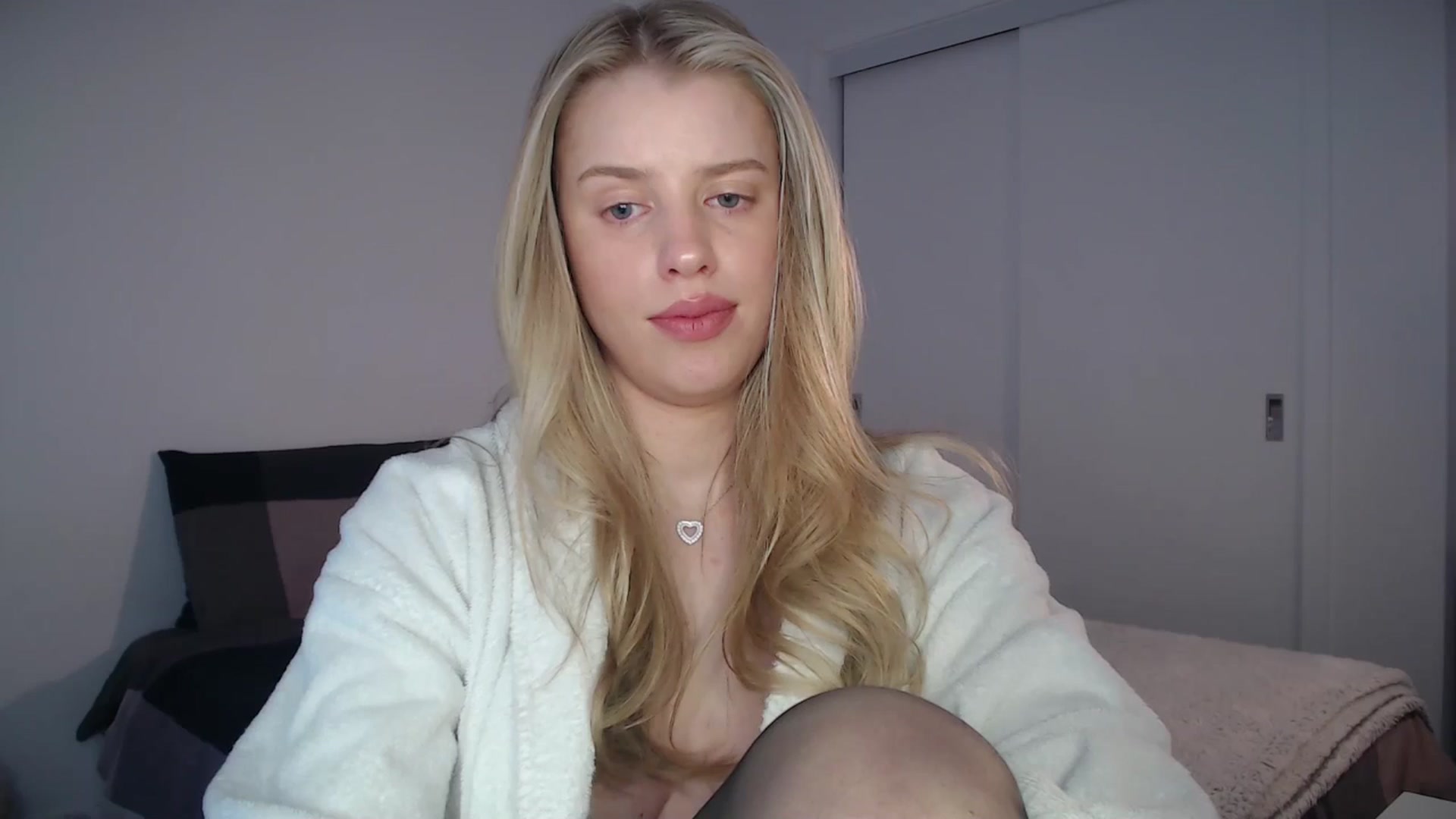Gallery image thumbnail from LIONESS_1's myfreecams stream on, 04/18/2026, 18:24 image 1 of 20