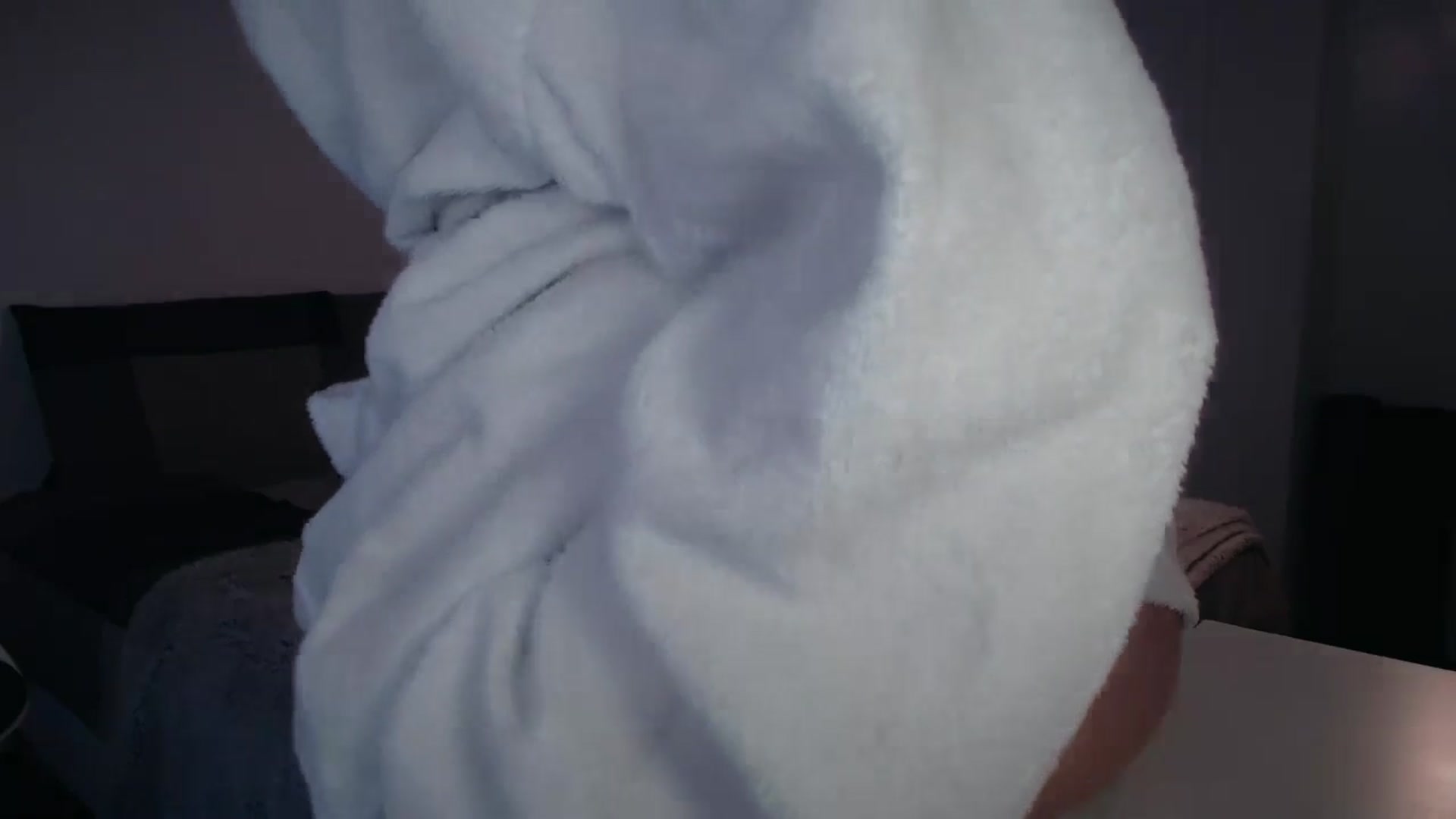 Gallery image thumbnail from LIONESS_1's myfreecams stream on, 04/18/2026, 18:24 image 4 of 20