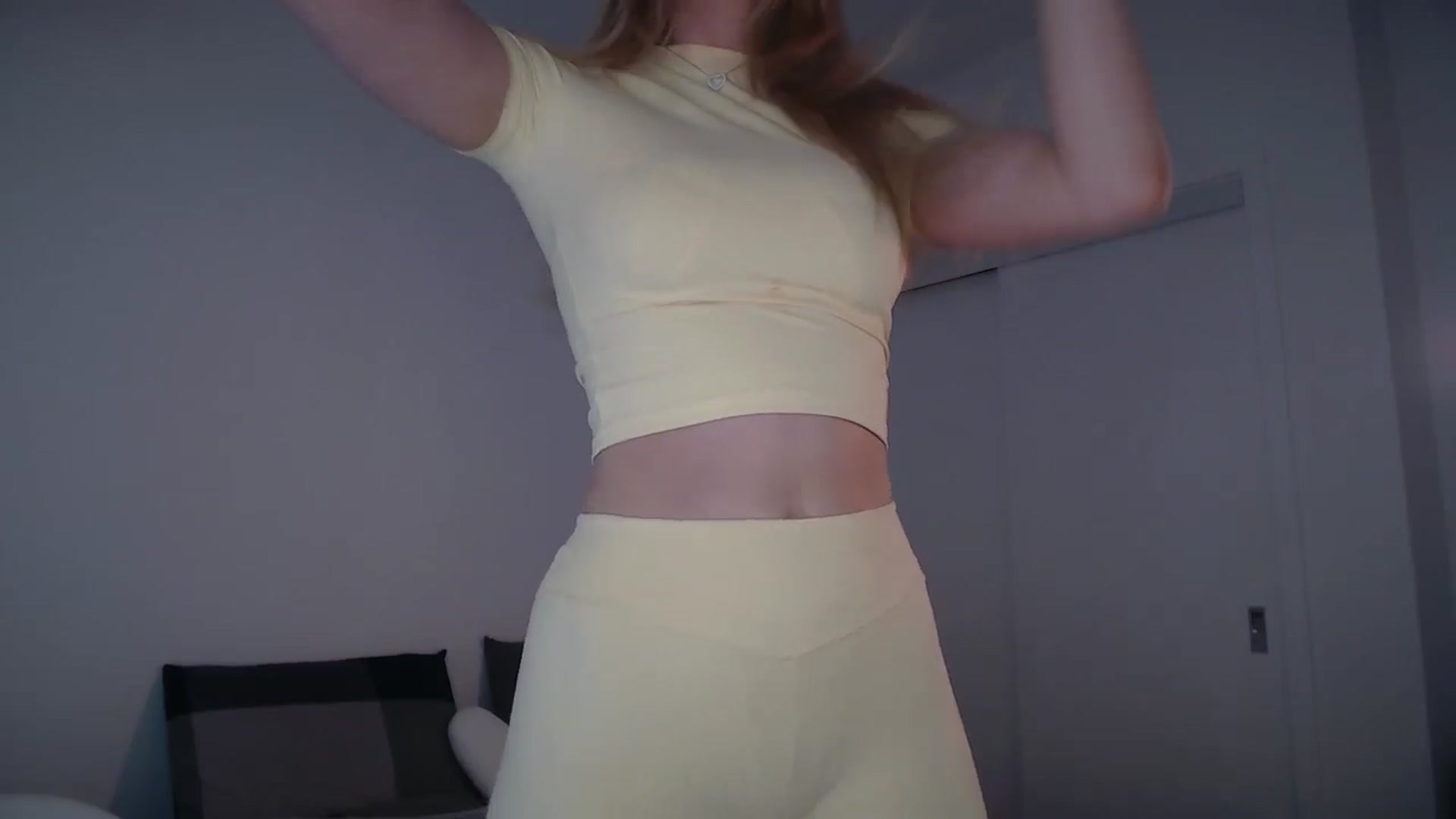 Gallery image thumbnail from LIONESS_1's myfreecams stream on, 04/25/2026, 22:37 image 15 of 20