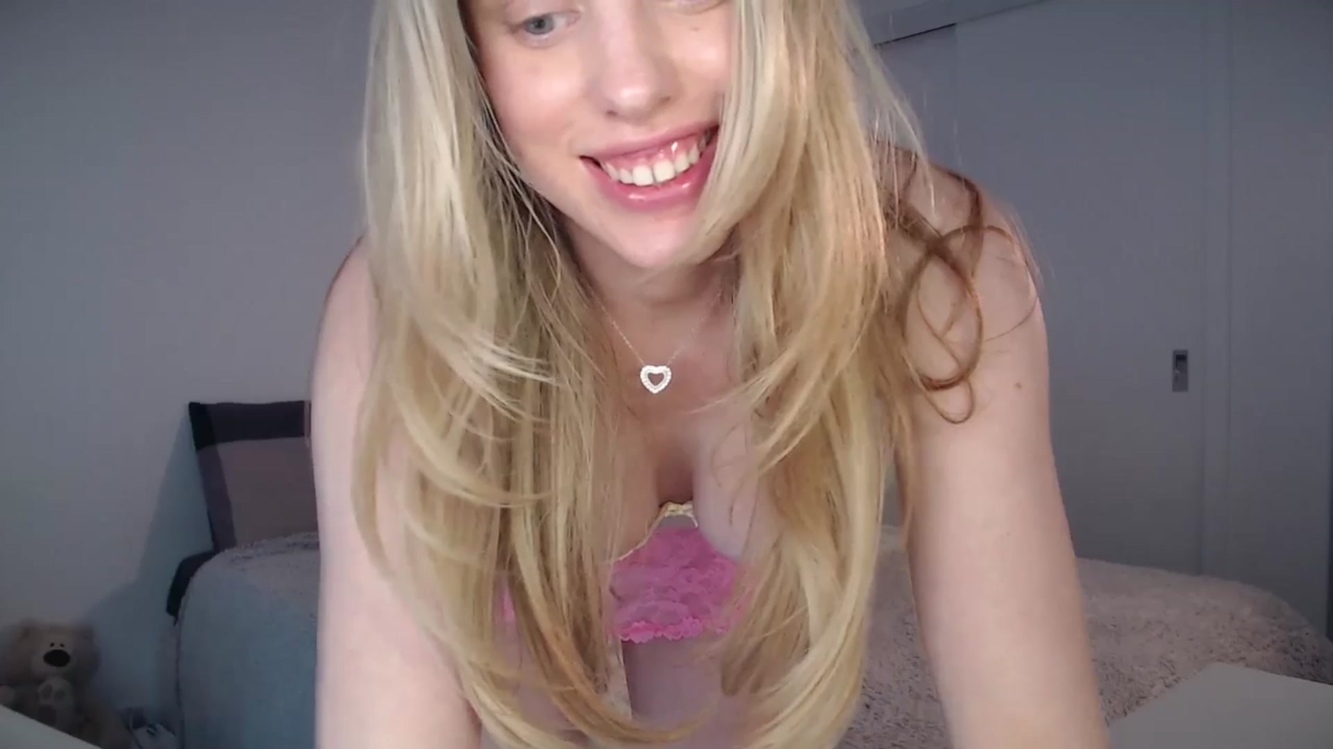 Gallery image thumbnail from LIONESS_1's myfreecams stream on, 04/25/2026, 23:51 image 14 of 20