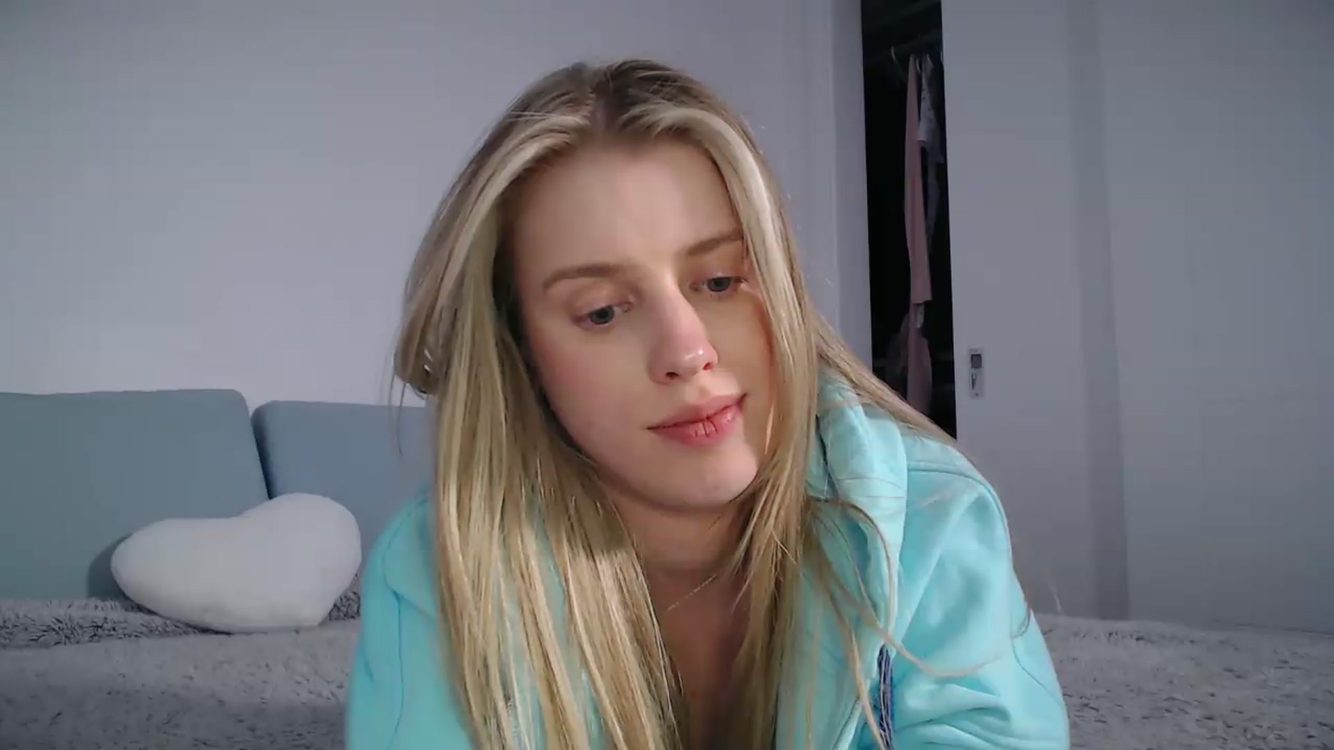 Gallery image thumbnail from LIONESS_1's myfreecams stream on, 04/26/2026, 22:23 image 14 of 20