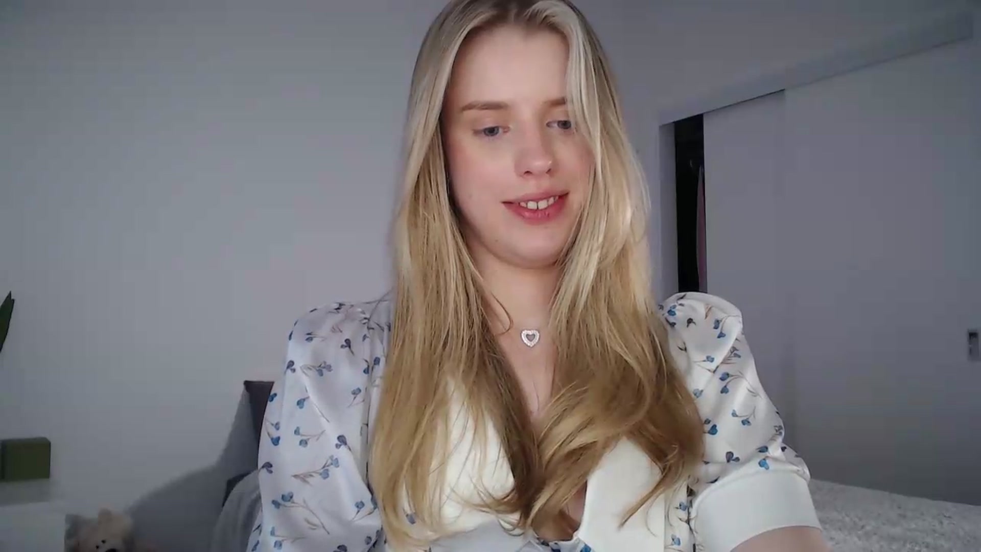 Gallery image thumbnail from LIONESS_1's myfreecams stream on, 05/02/2026, 21:01 image 18 of 20