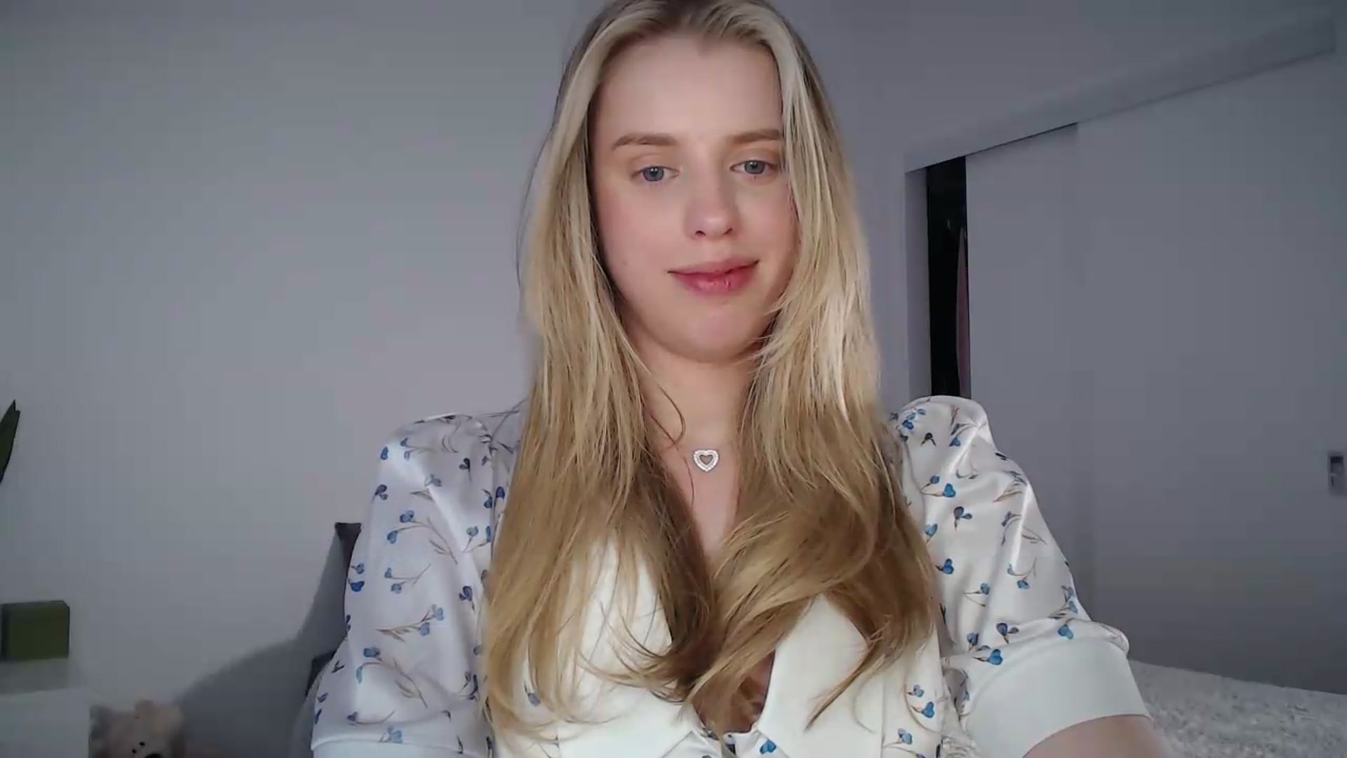 Gallery image thumbnail from LIONESS_1's myfreecams stream on, 05/02/2026, 21:01 image 6 of 20