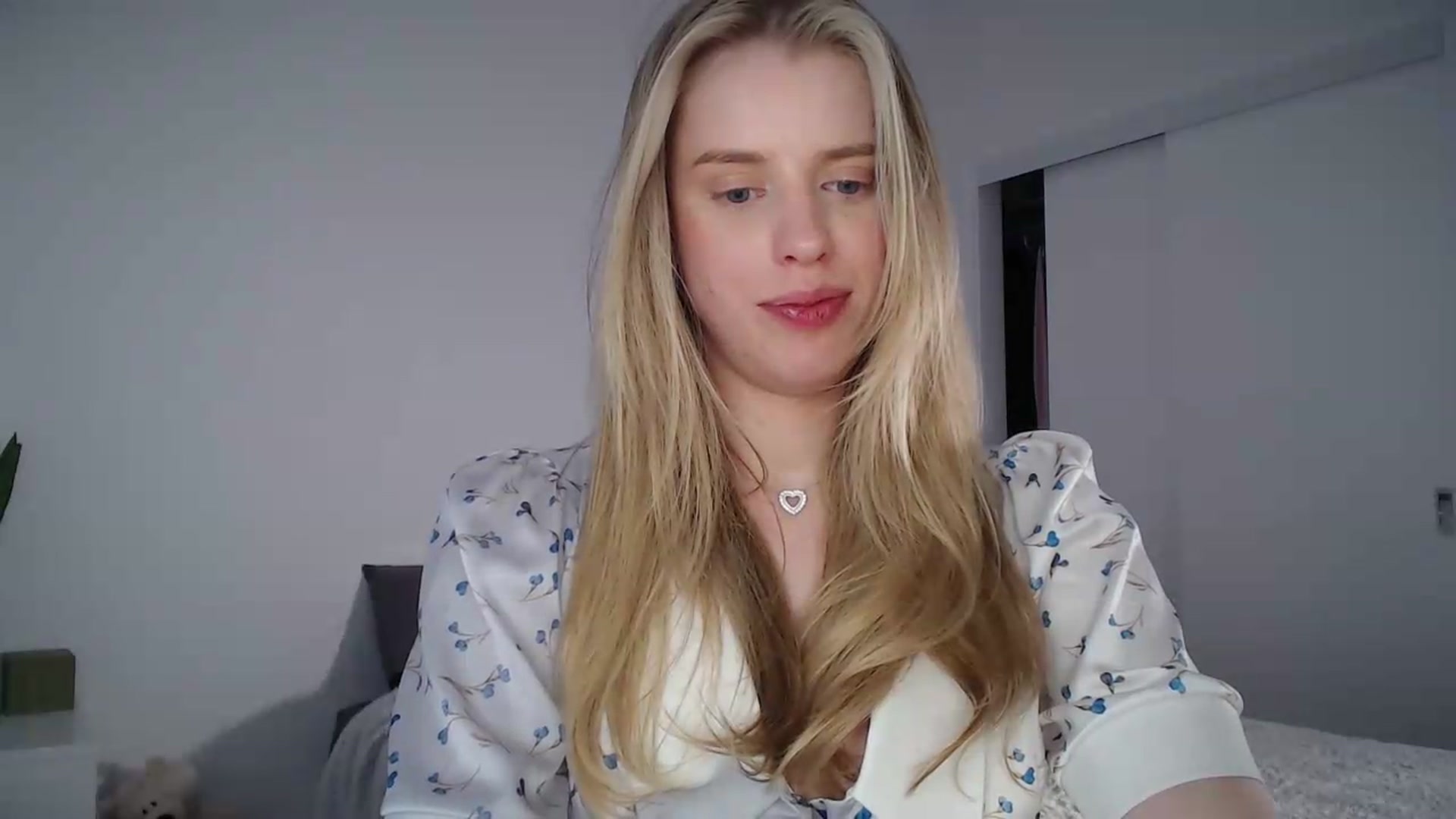 Gallery image thumbnail from LIONESS_1's myfreecams stream on, 05/02/2026, 21:01 image 12 of 20