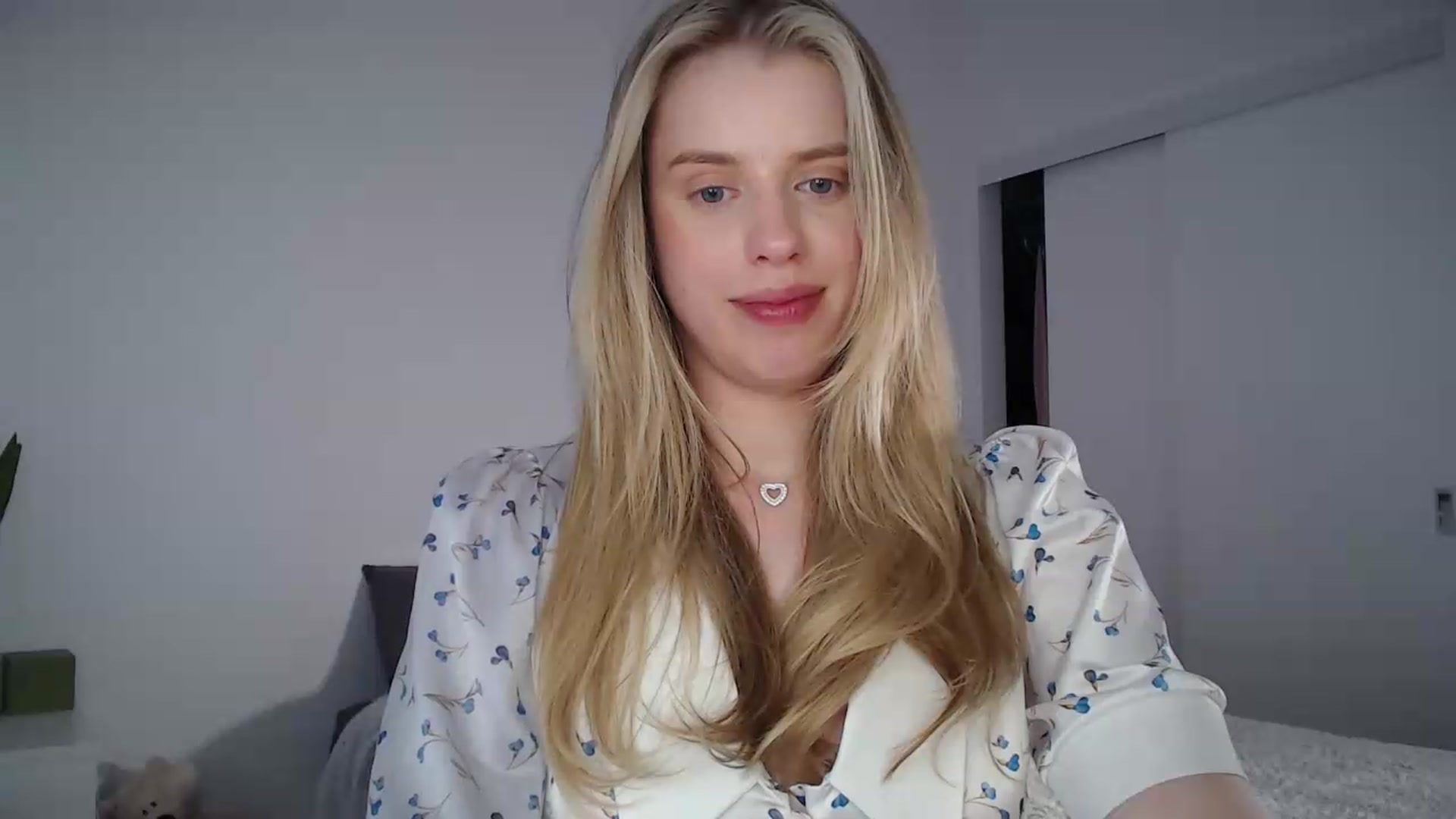 Gallery image thumbnail from LIONESS_1's myfreecams stream on, 05/02/2026, 21:01 image 10 of 20