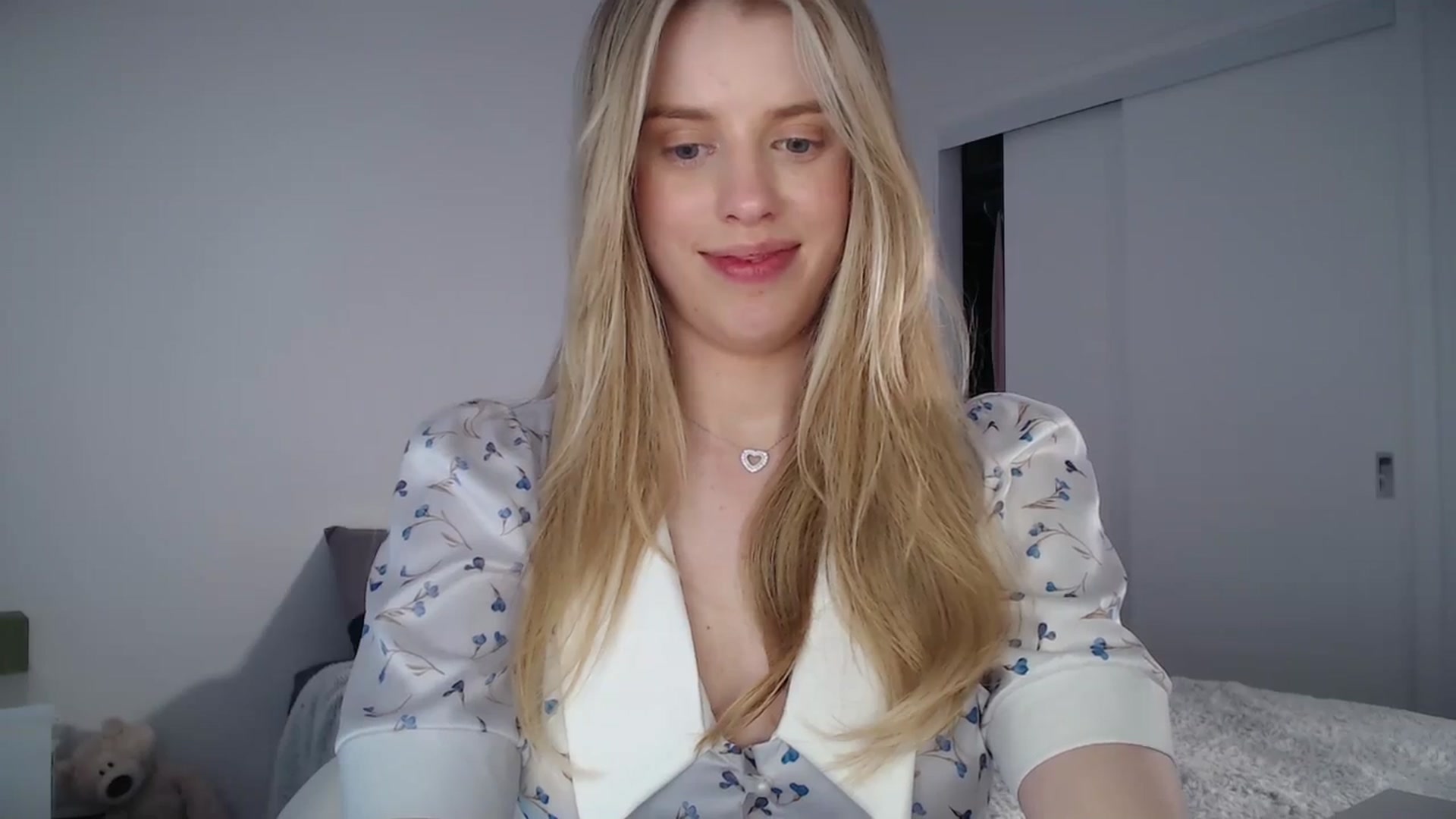 Gallery image thumbnail from LIONESS_1's myfreecams stream on, 05/02/2026, 23:38 image 4 of 20
