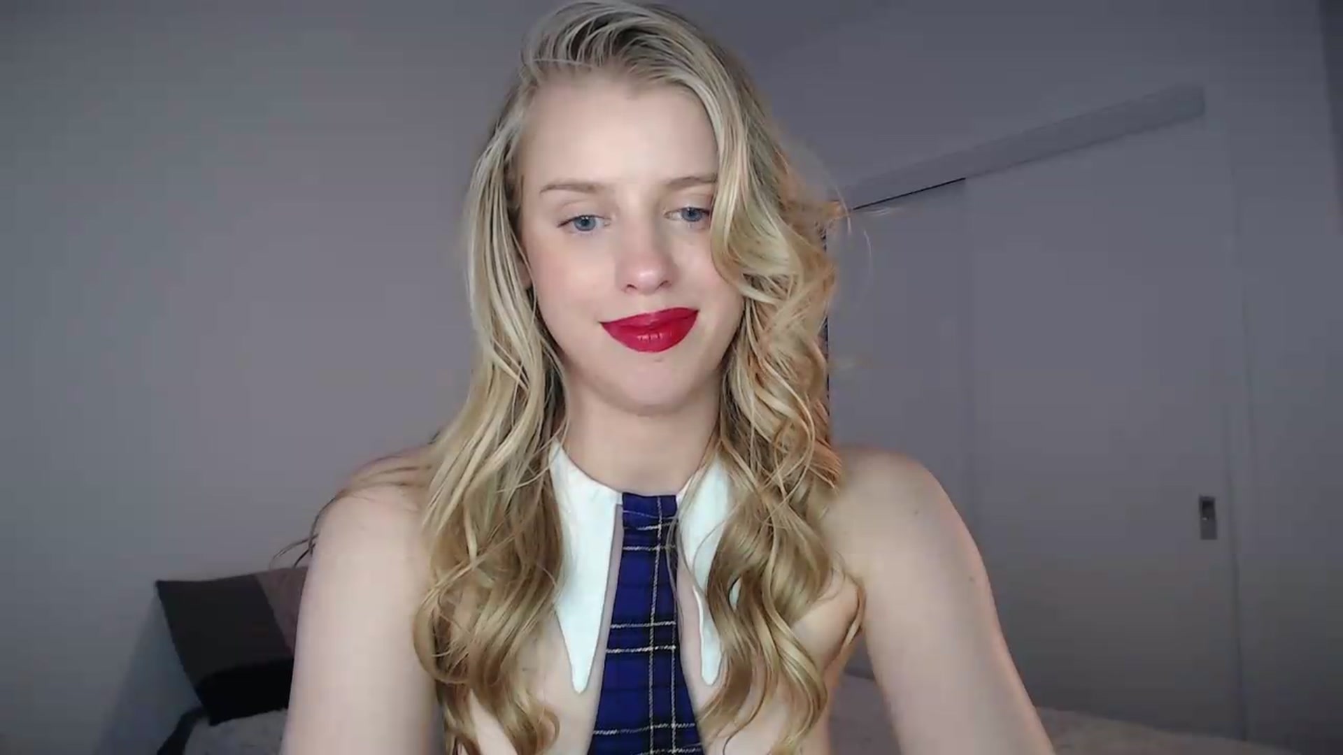 Gallery image thumbnail from LIONESS_1's myfreecams stream on, 05/15/2026, 22:06 image 17 of 20